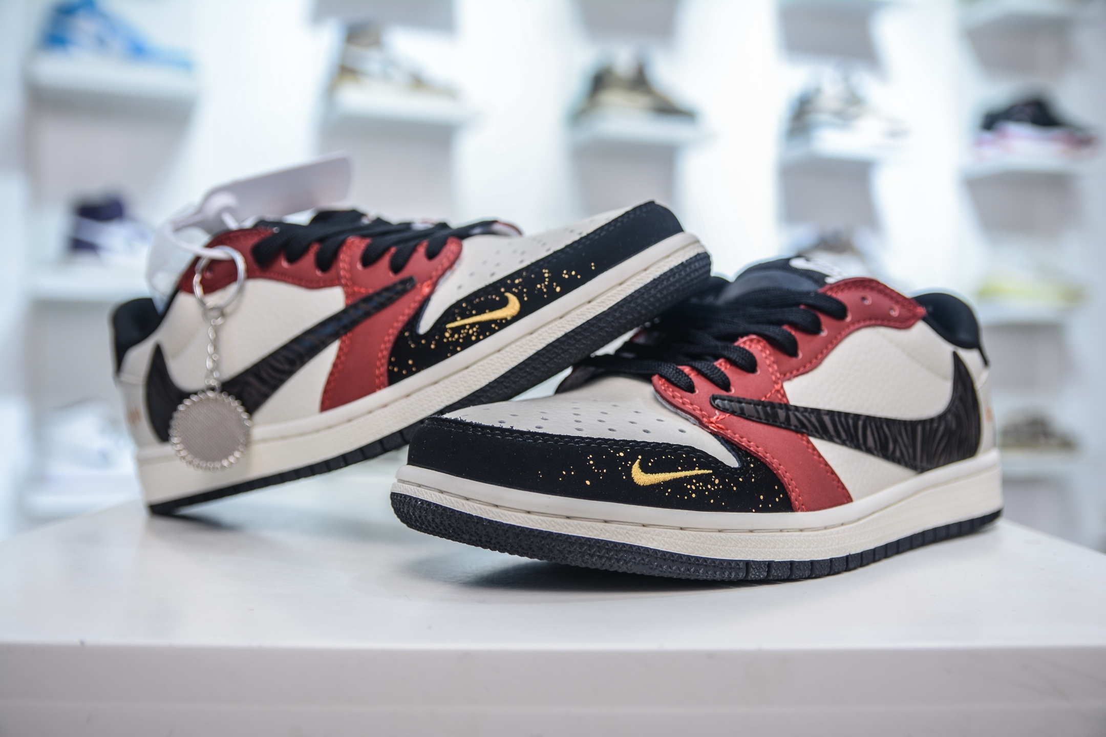 TS x Air Jordan x Fear Of God AJ1 Low 倒钩低帮联名FOG-白黑红 LD2025-012