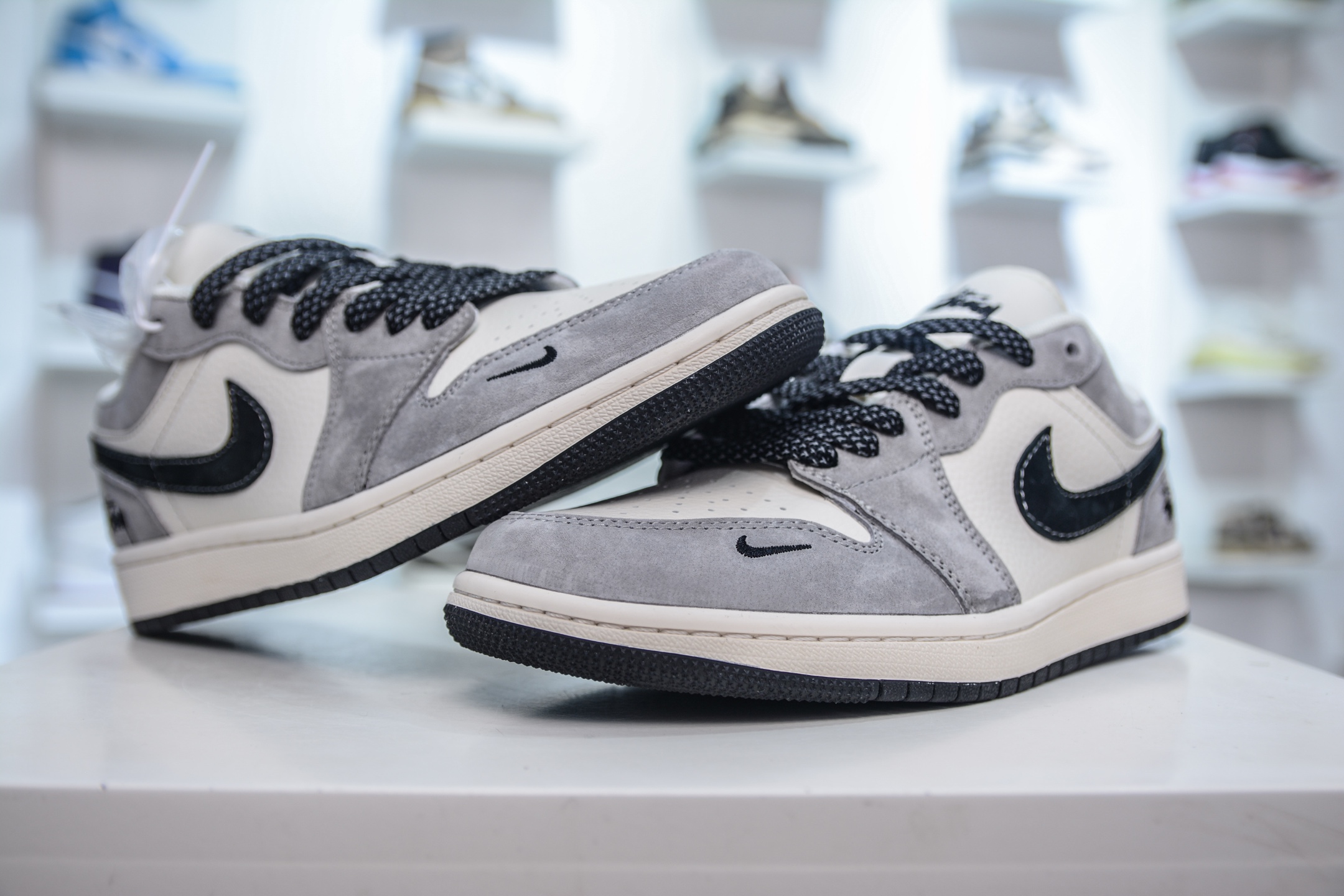 Air Jordan 1 Retro Low x Stussy 斯图西联名-白灰黑 XX3318-508
