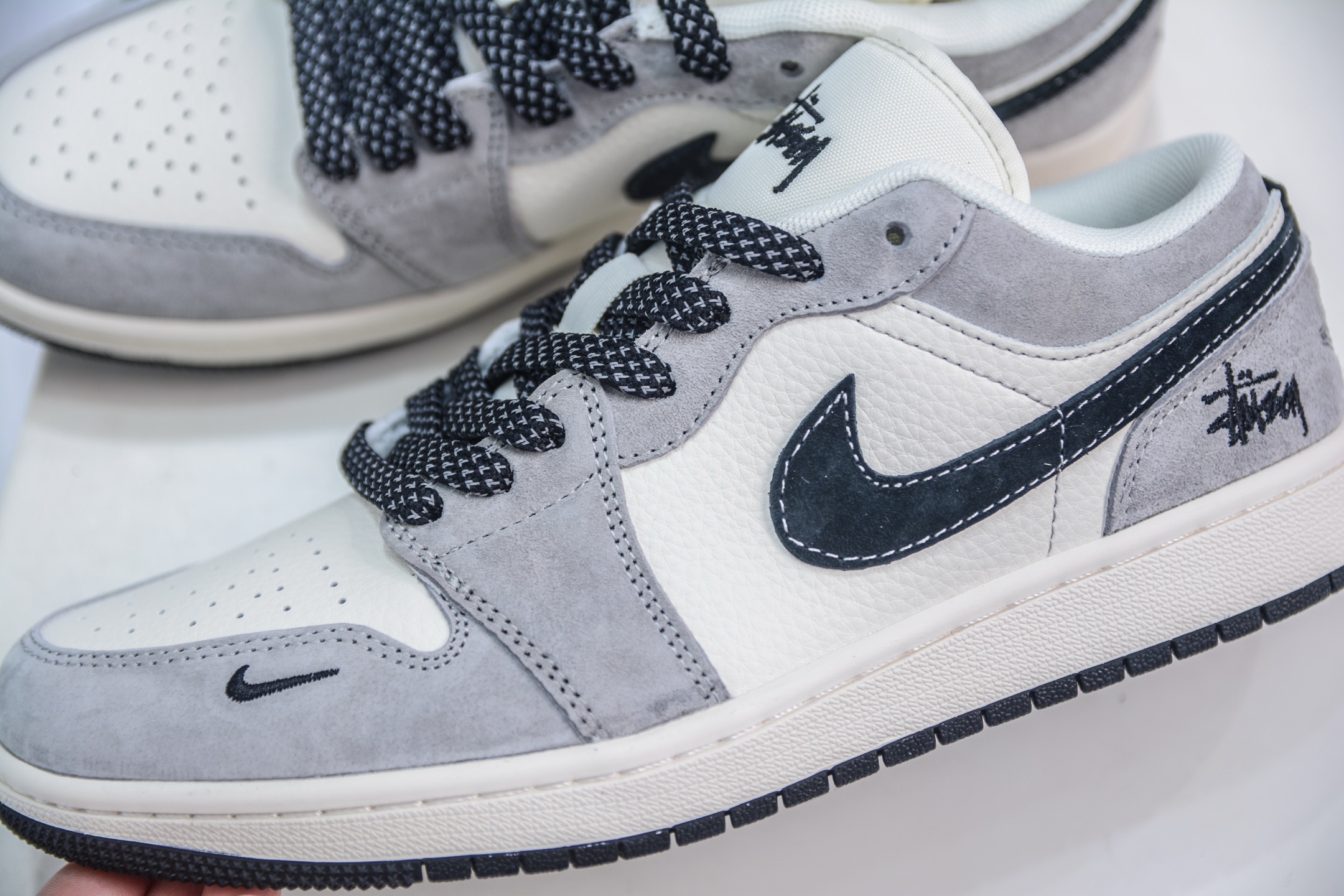 Air Jordan 1 Retro Low x Stussy 斯图西联名-白灰黑 XX3318-508