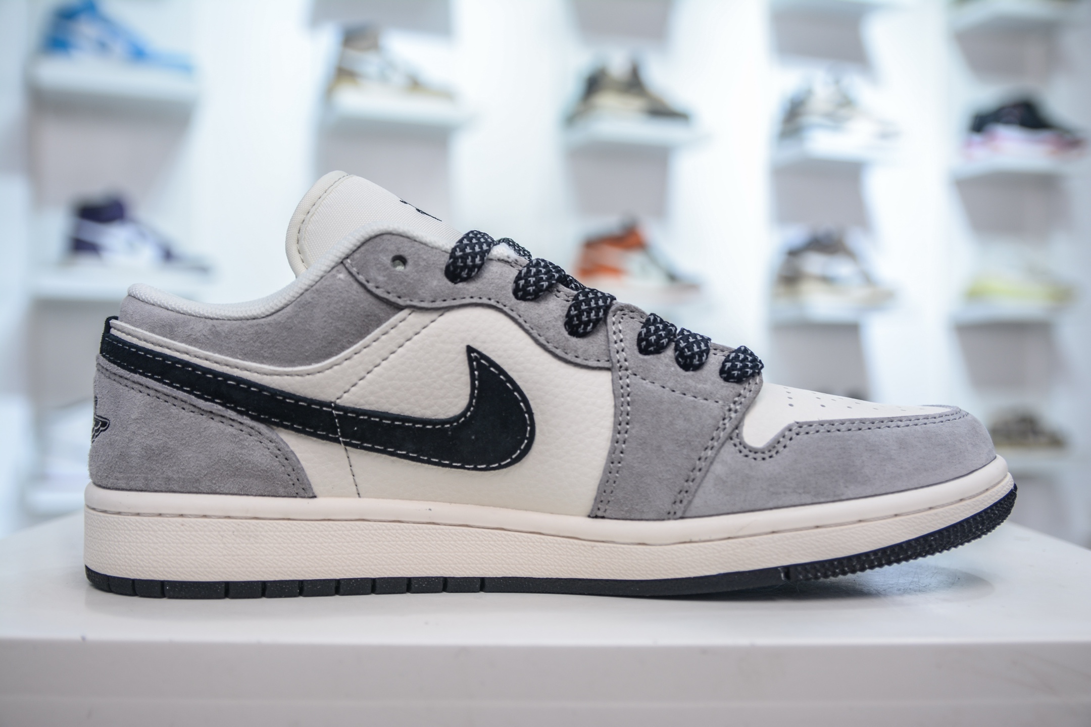 Air Jordan 1 Retro Low x Stussy 斯图西联名-白灰黑 XX3318-508