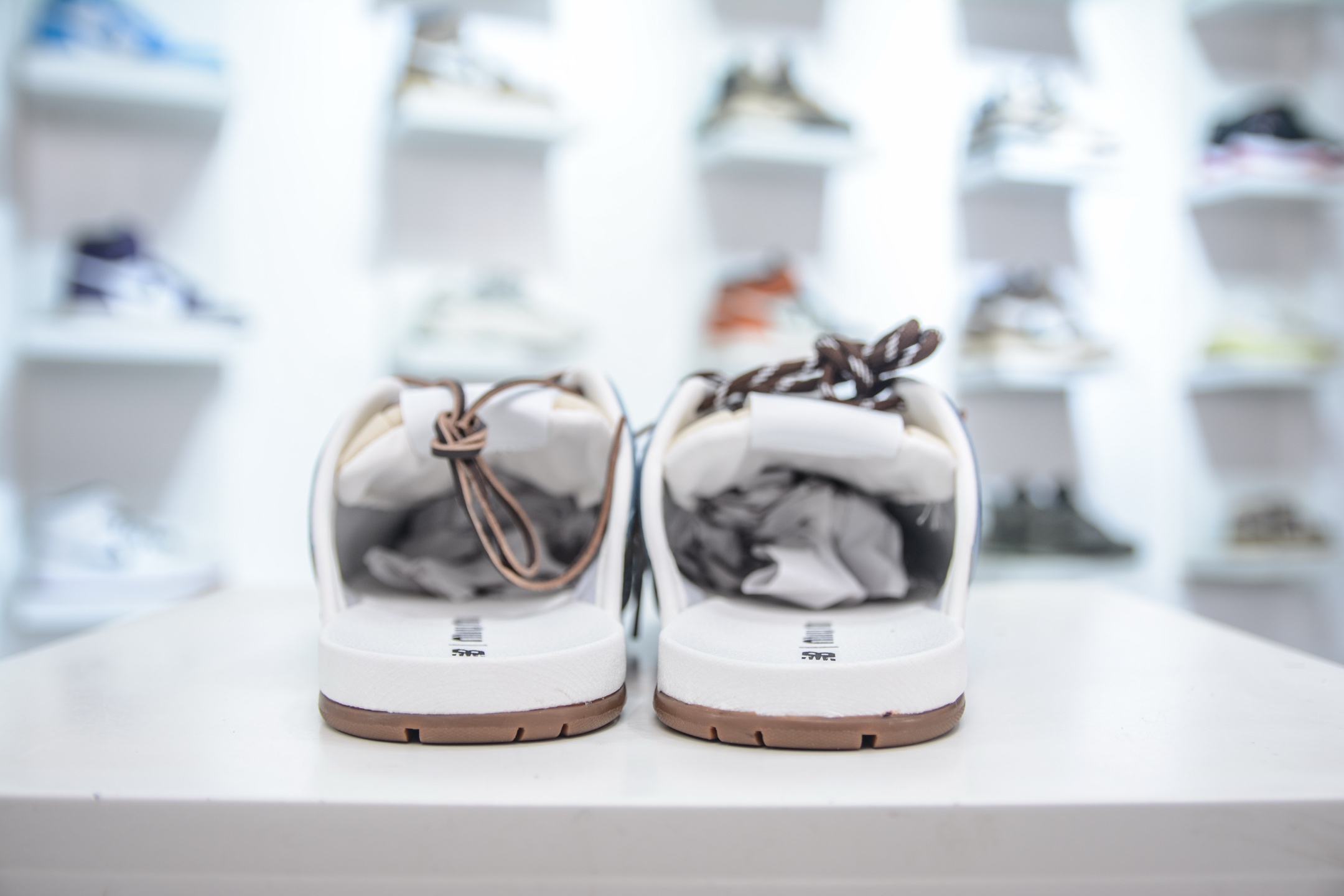 MiuMiu x New Balance 530系列 意大利奢侈品牌/缪缪联名款 低帮经典复古休闲半拖