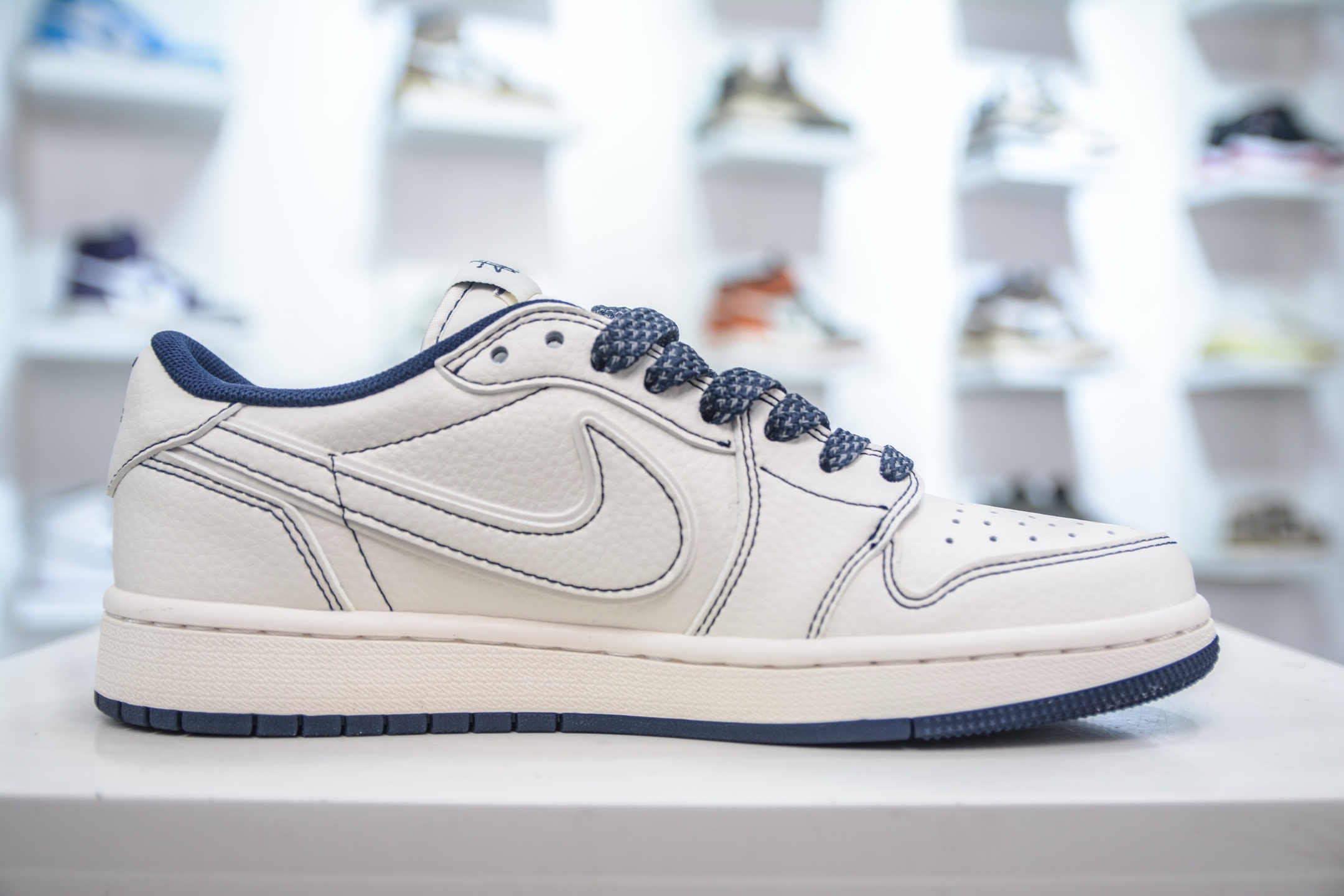 TS x Air Jordan x Stussy AJ1 Low 倒钩低帮联名斯图西-白深蓝 ZH2598-230