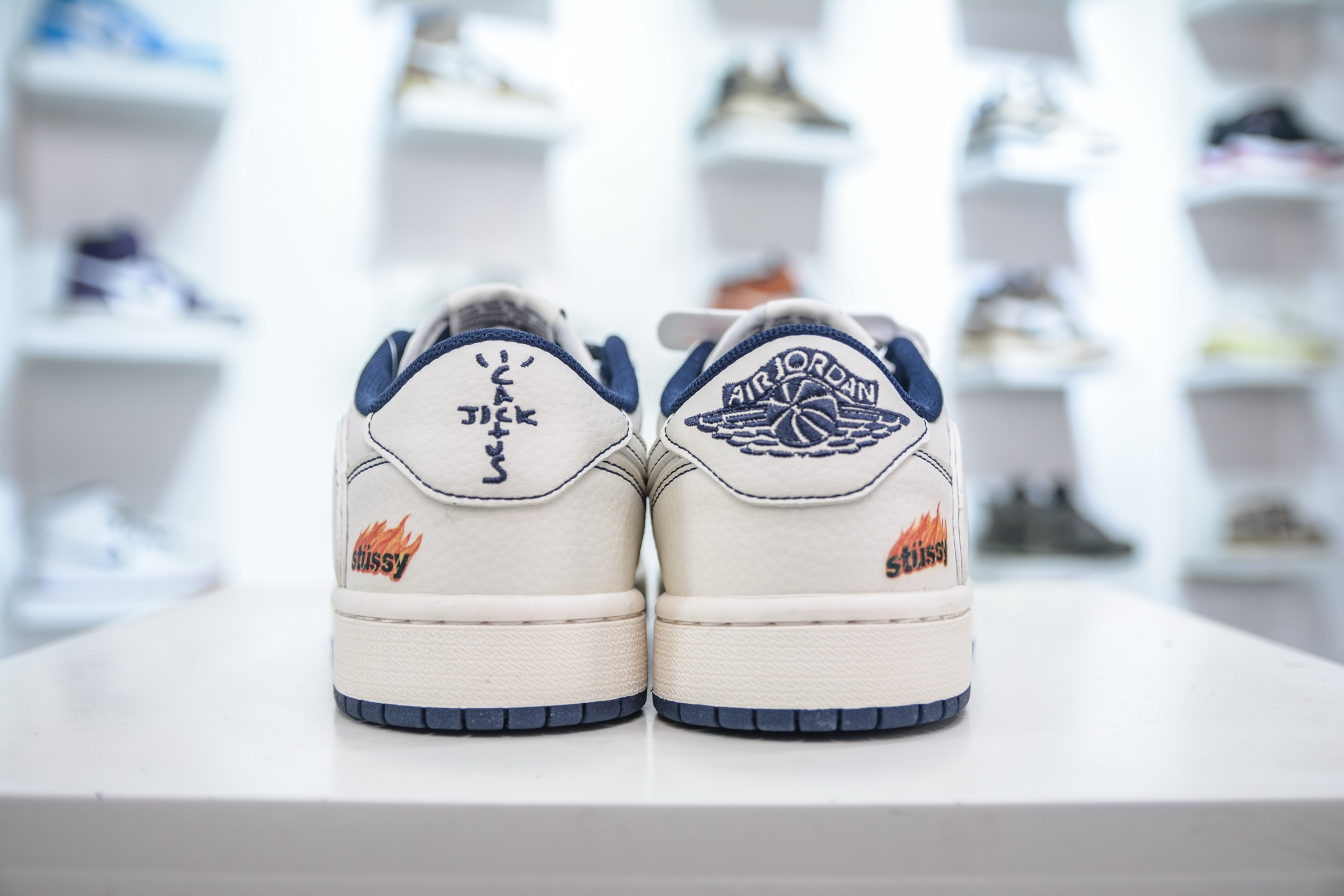 TS x Air Jordan x Stussy AJ1 Low 倒钩低帮联名斯图西-白深蓝 ZH2598-230
