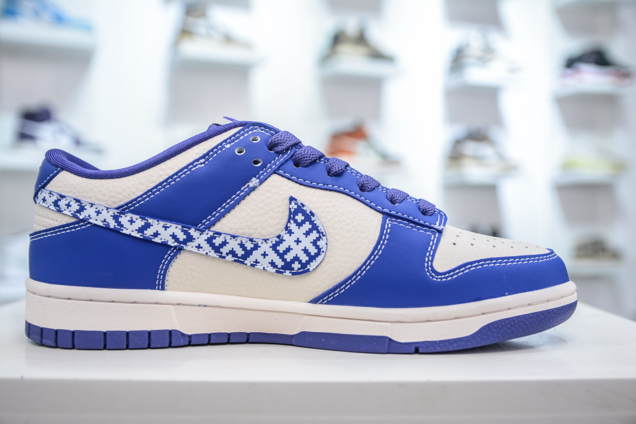 Nike SB Dunk Low x UNDEFEATED UND联名-白蓝马赛克勾 KK1333-045