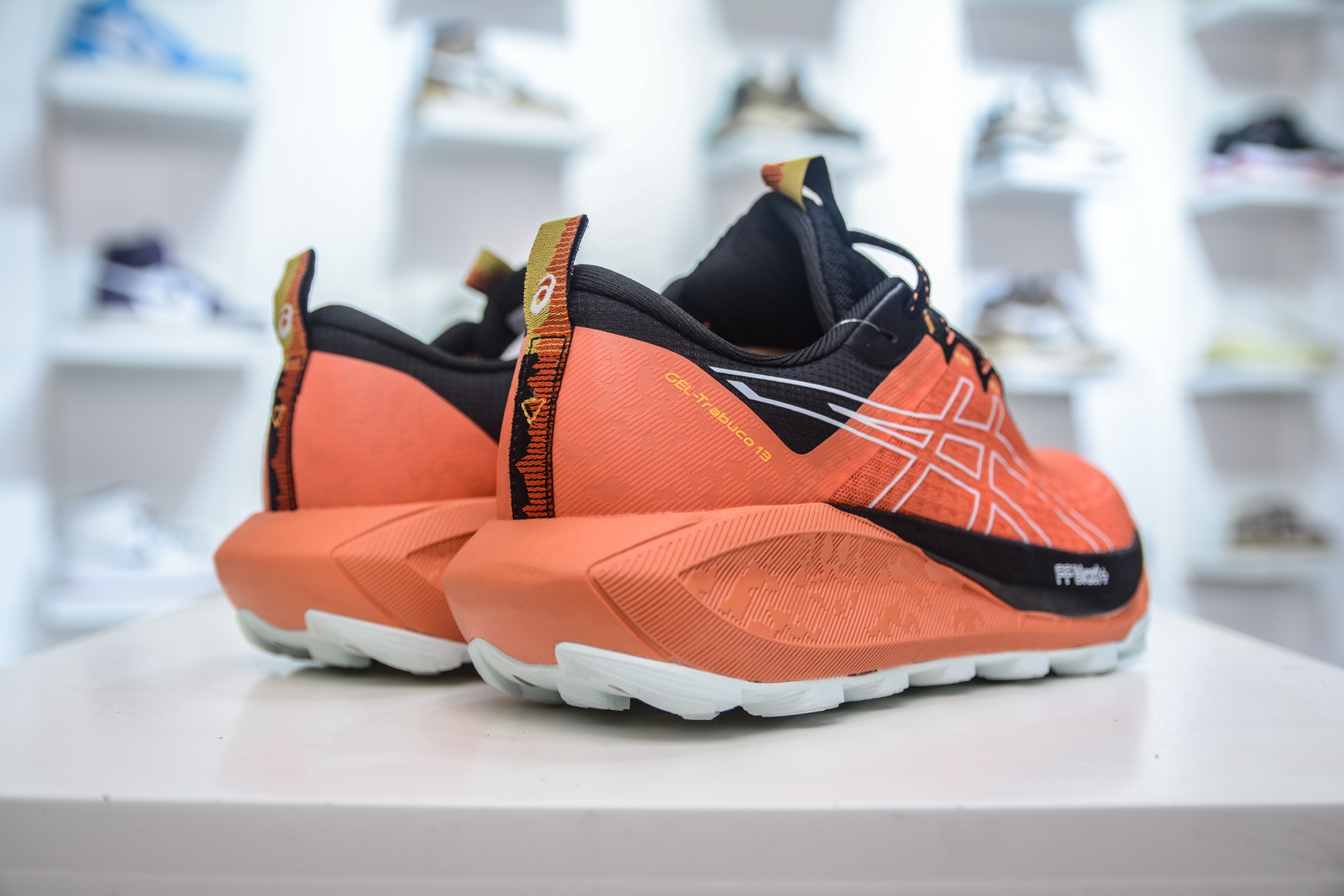 Asics Gel-Trabuco 13 复古亚瑟士透气休闲鞋缓震男子耐磨跑步鞋 1011B973-800