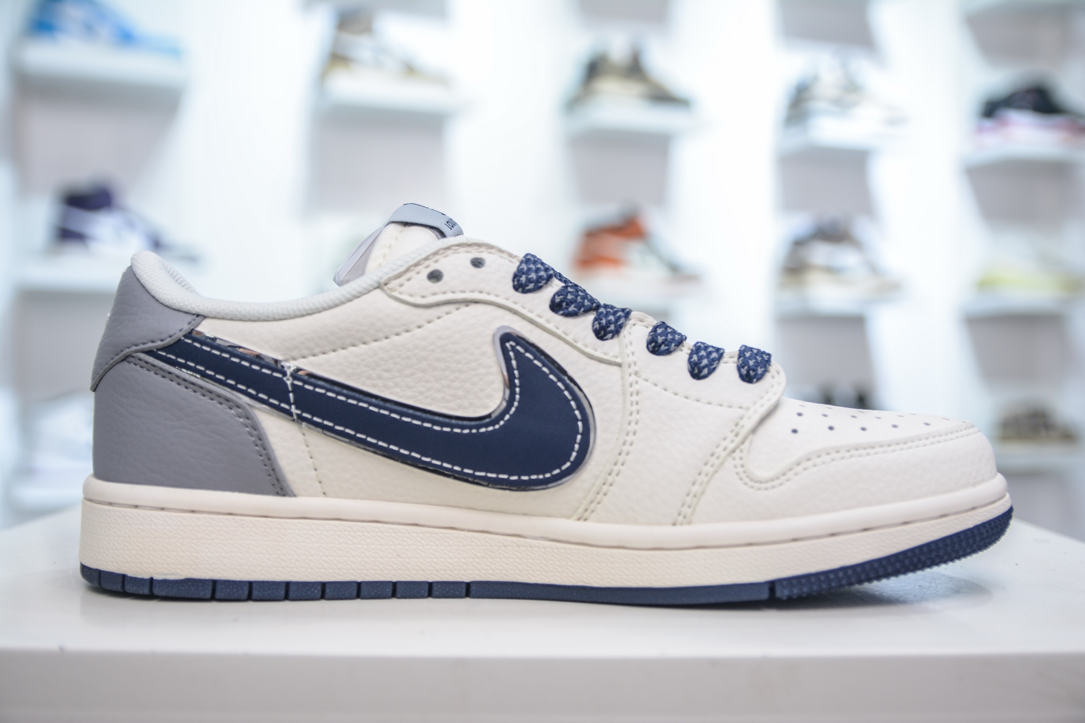 TS x Air Jordan x Louis Vuitton AJ1 Low 倒钩低帮LV联名-泼墨蓝勾 ZH2598-242