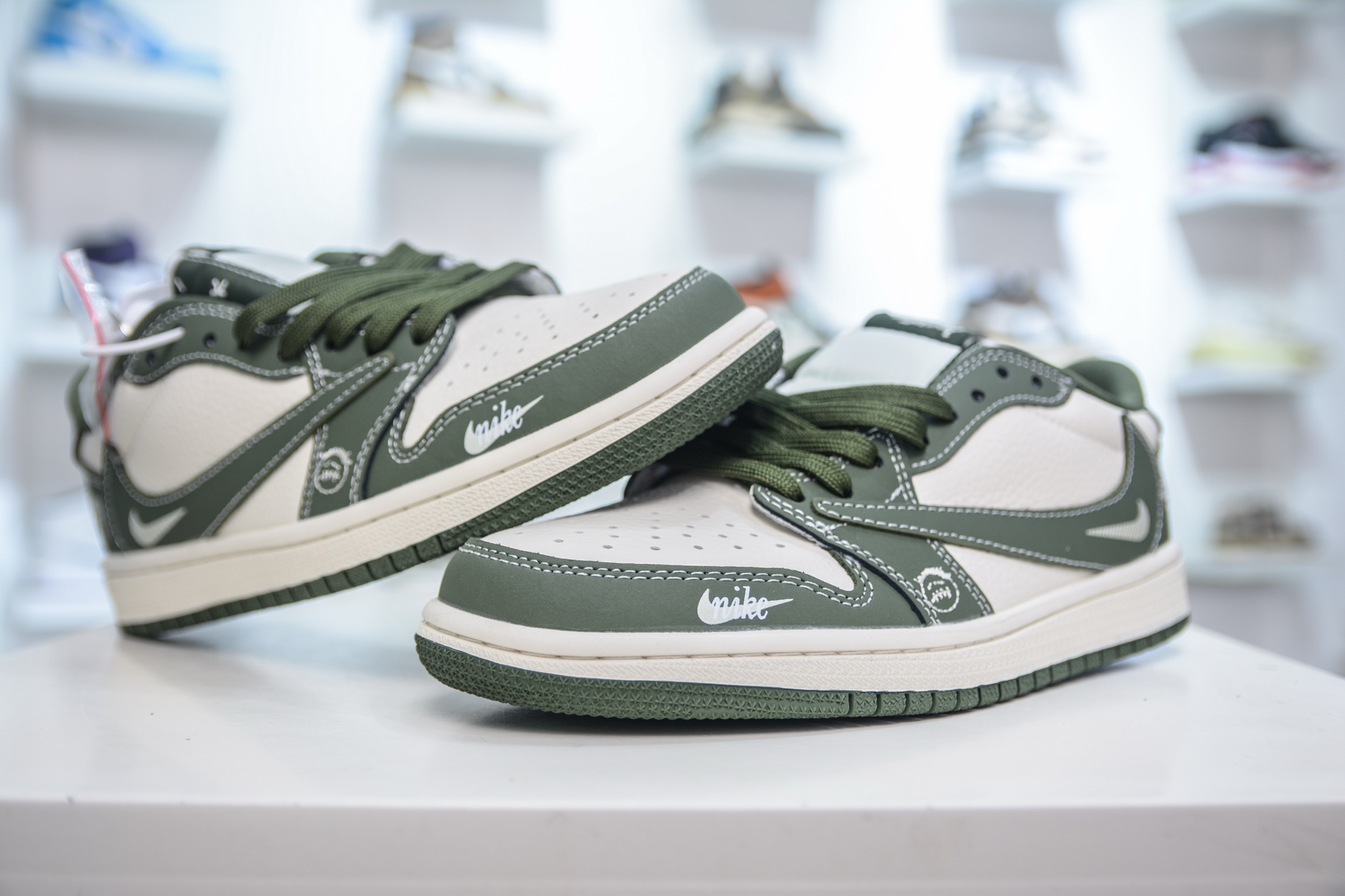 TS x Air Jordan x Stussy AJ1 Low 倒钩低帮联名斯图西-白绿鬼脸 XS2024-025