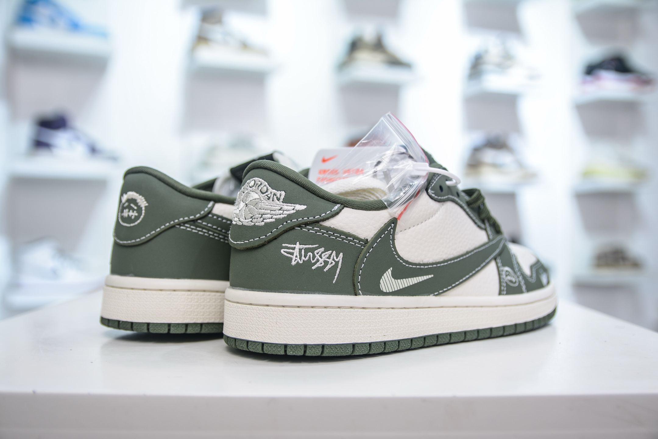 TS x Air Jordan x Stussy AJ1 Low 倒钩低帮联名斯图西-白绿鬼脸 XS2024-025