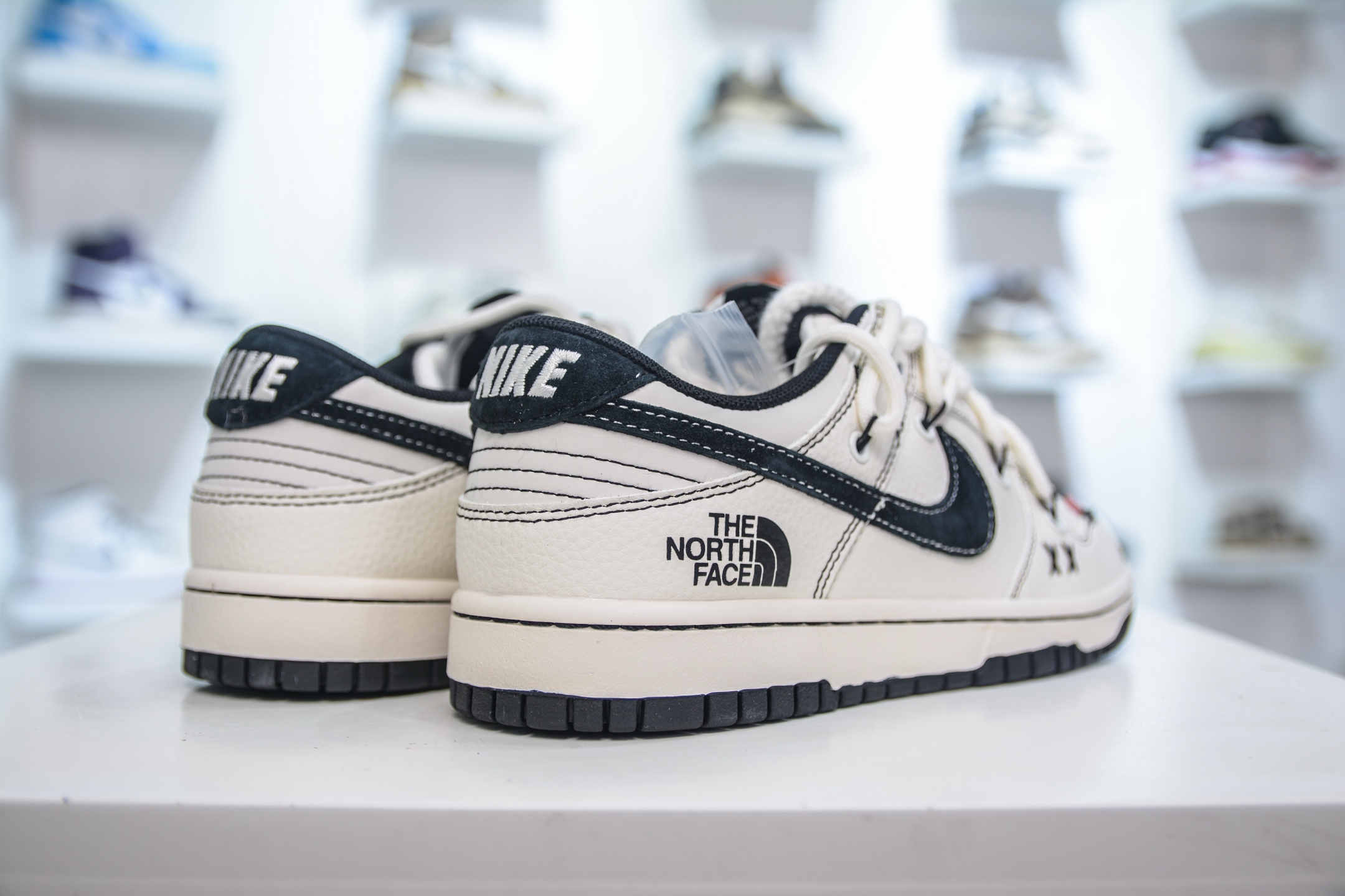Nike SB Dunk Low x The North Face x CDG 北面CDG联名-米白黑绑带 YX5066-286