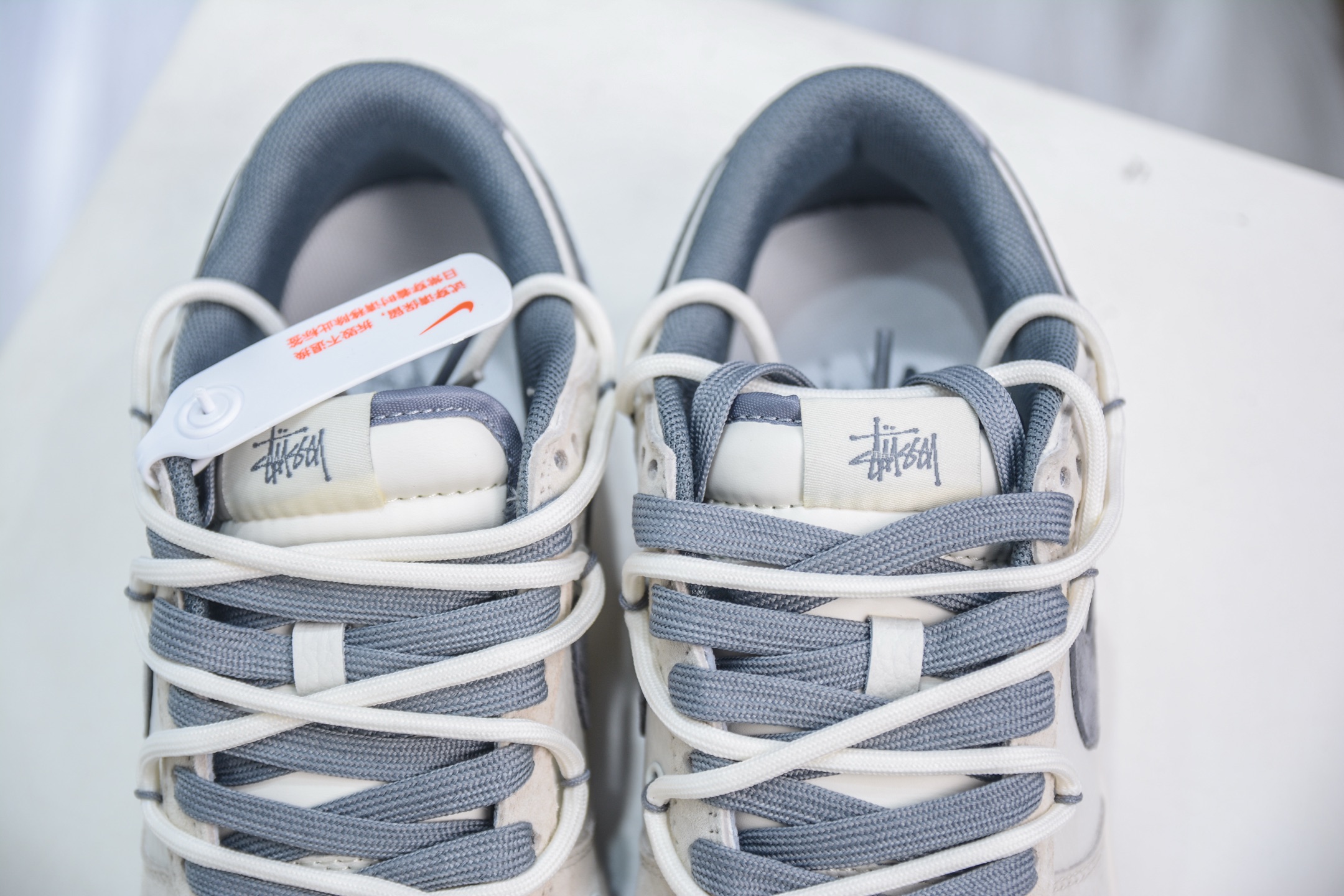 Nike SB Dunk Low x Stussy 斯图西联名-白棕灰绑带 DM6868-093