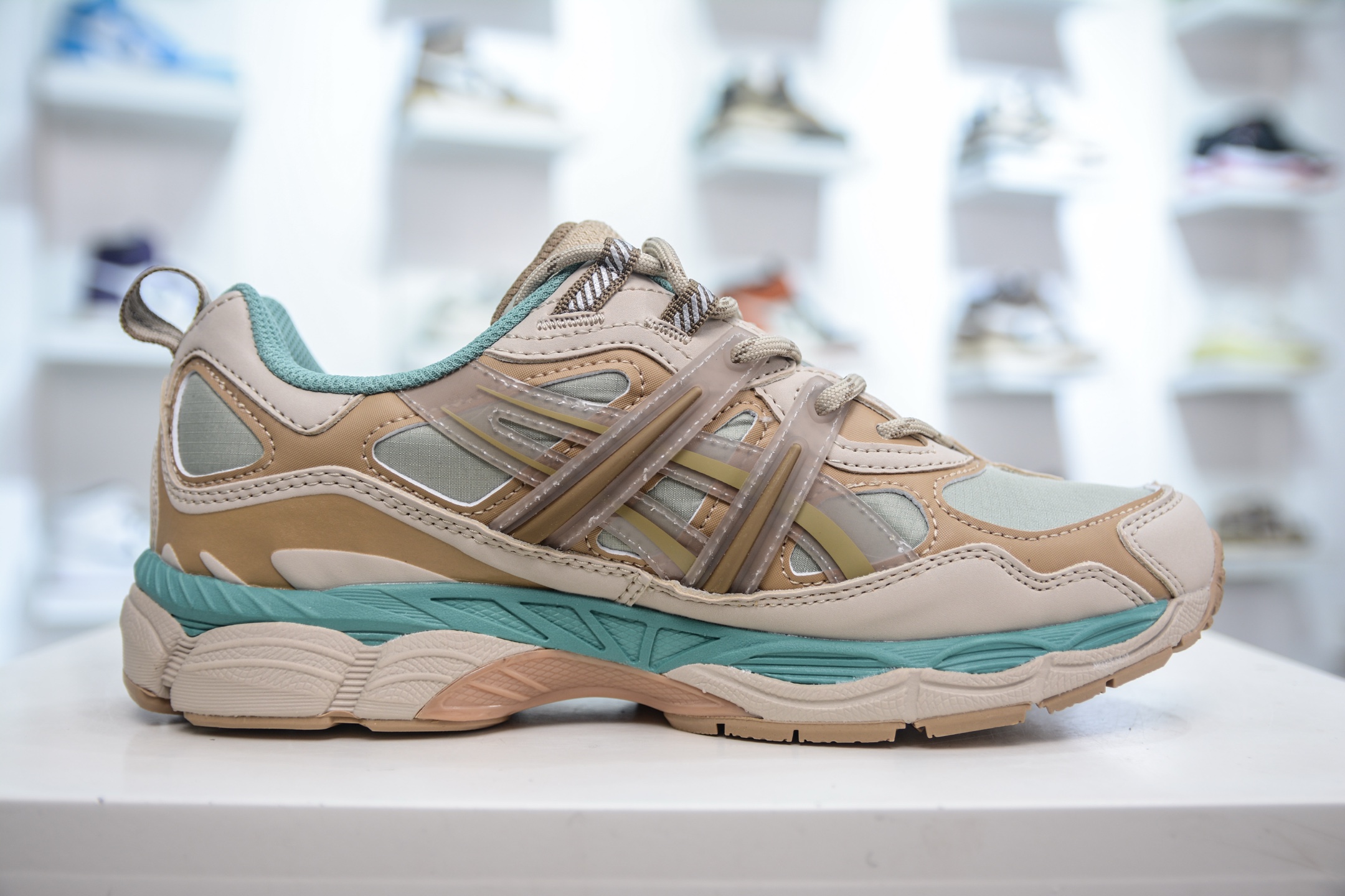 Asics Gel-NYC 纯原版本 亚瑟士运动休闲透气专业跑鞋 1203A558-300