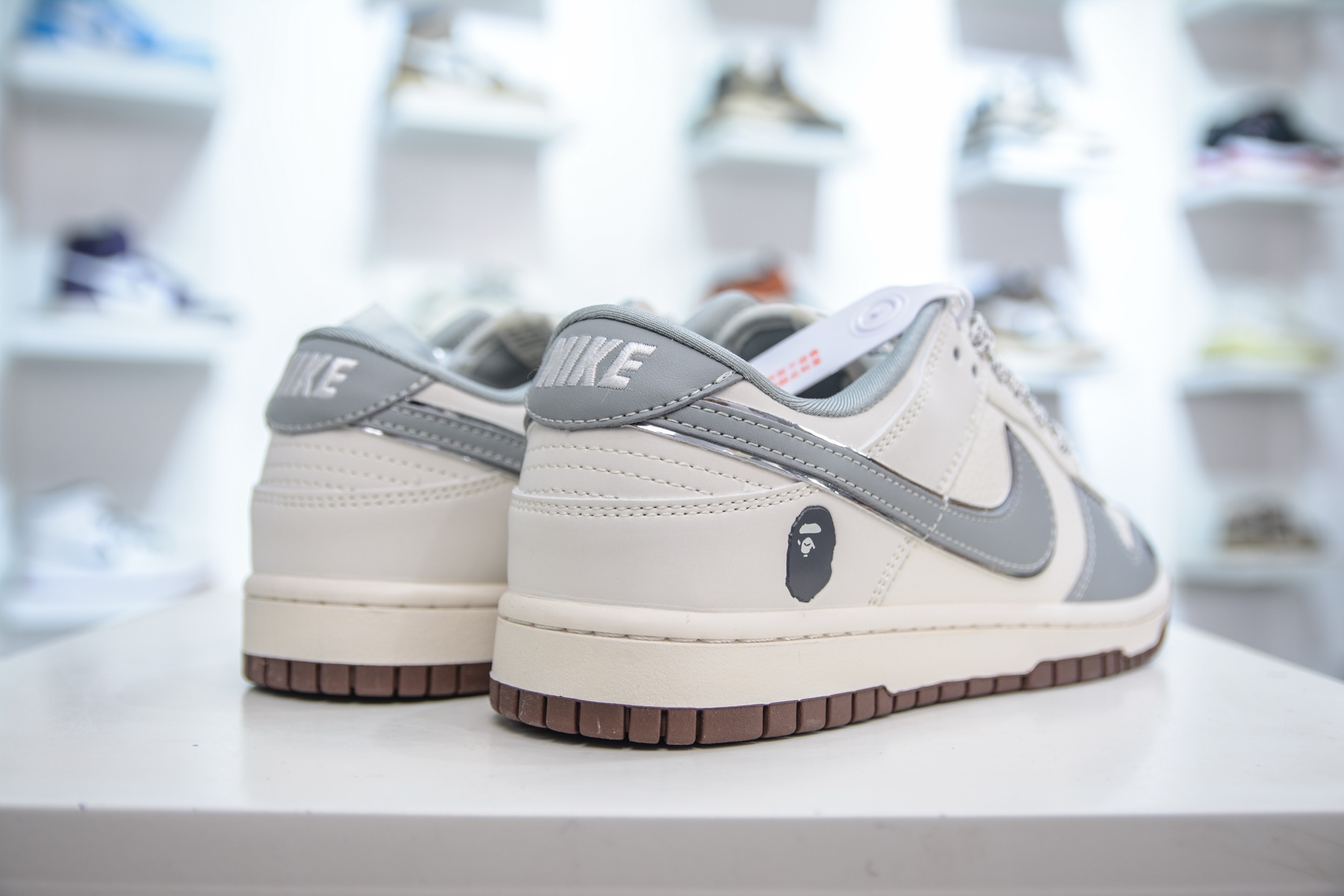Nike SB Dunk Low x BAPE 猿人头联名-米灰棕底 JJ2508-558