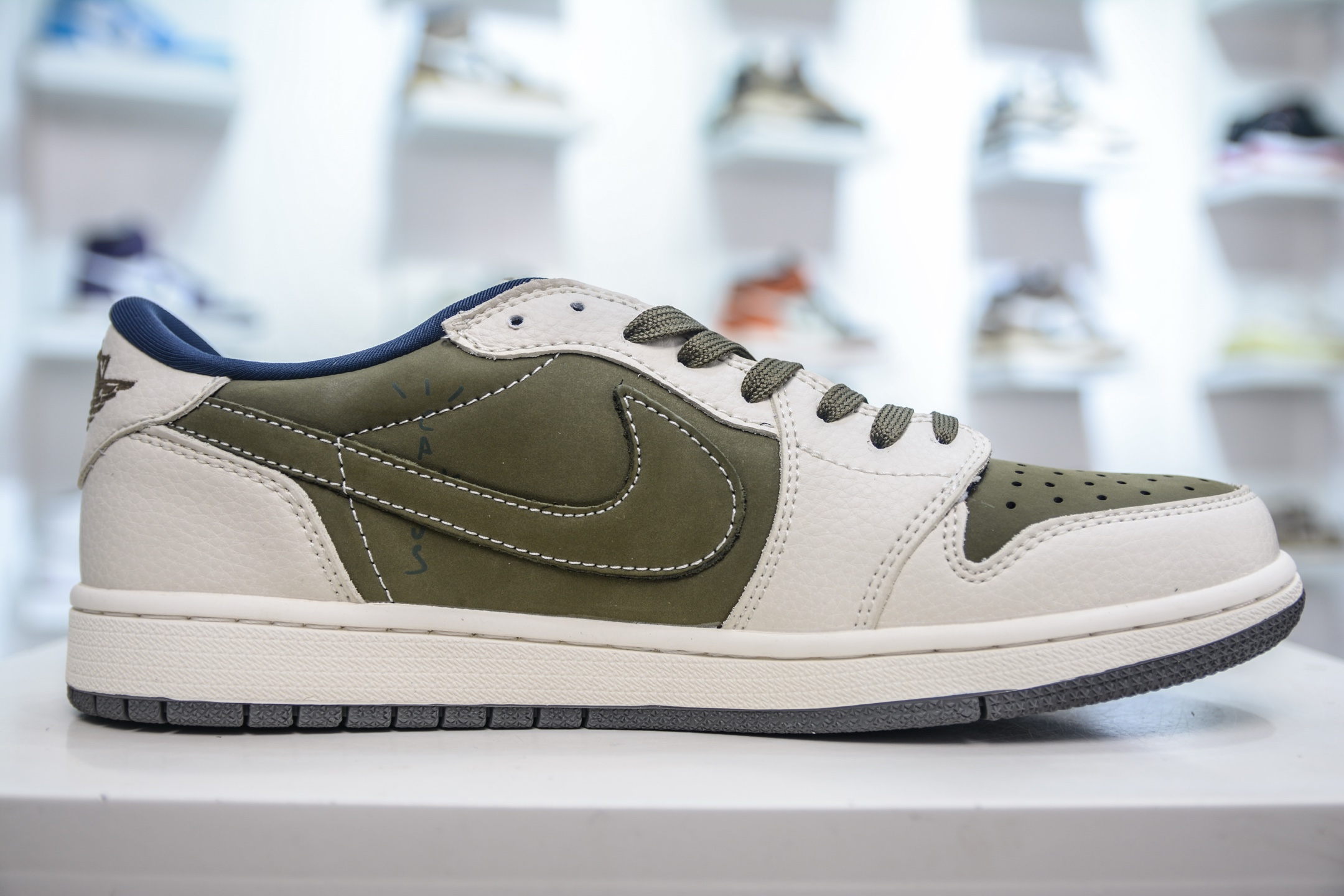 TS x Air Jordan x DIOR AJ1 Low 倒钩低帮联名迪奥-秧色米白 LD2025-008