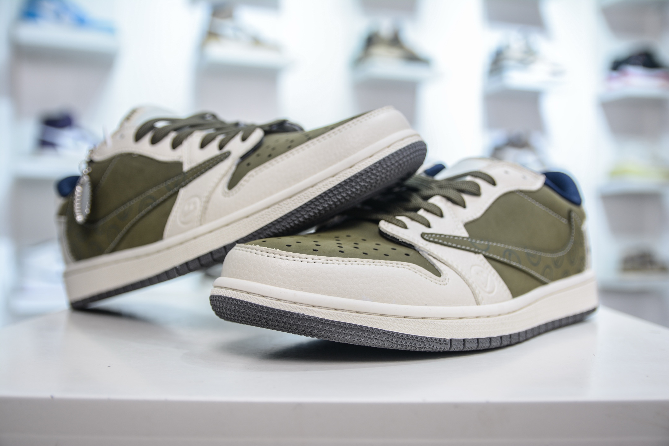 TS x Air Jordan x DIOR AJ1 Low 倒钩低帮联名迪奥-秧色米白 LD2025-008