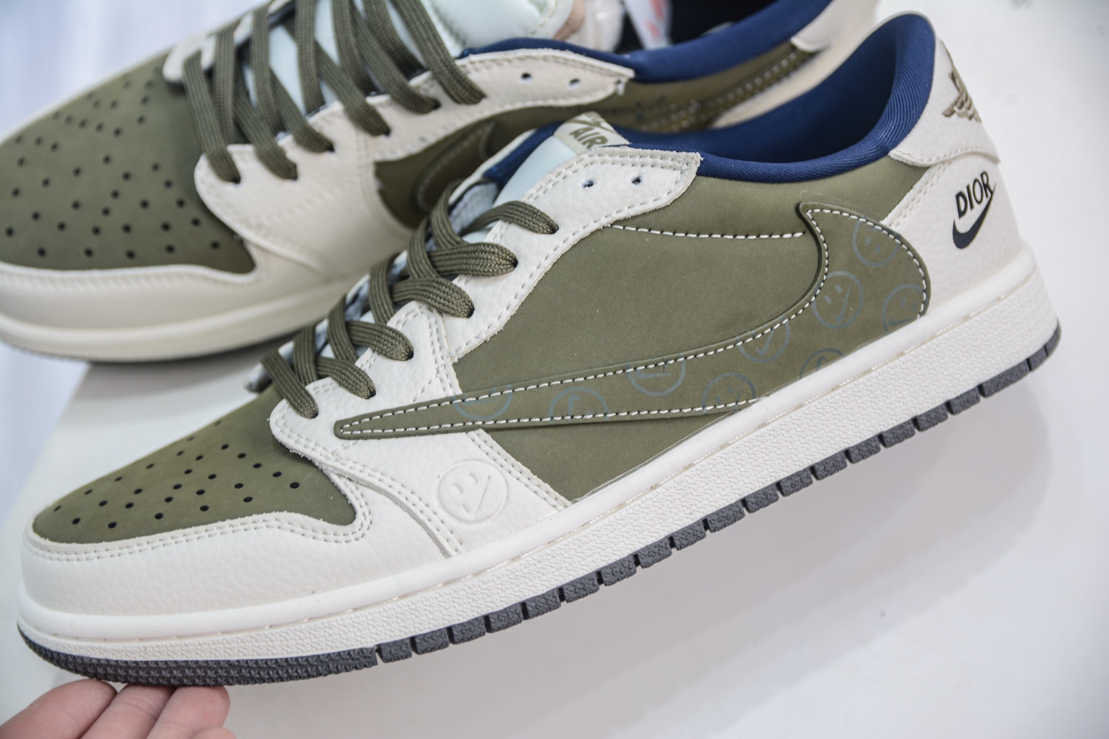 TS x Air Jordan x DIOR AJ1 Low 倒钩低帮联名迪奥-秧色米白 LD2025-008