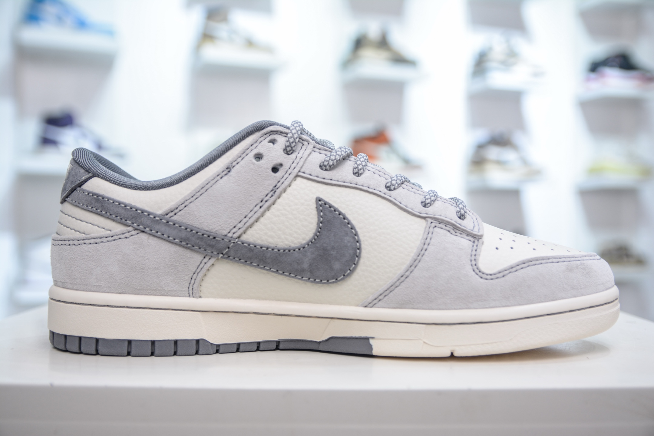 Nike SB Dunk Low x DIOR 迪奥联名-米白绿 KK1333-044