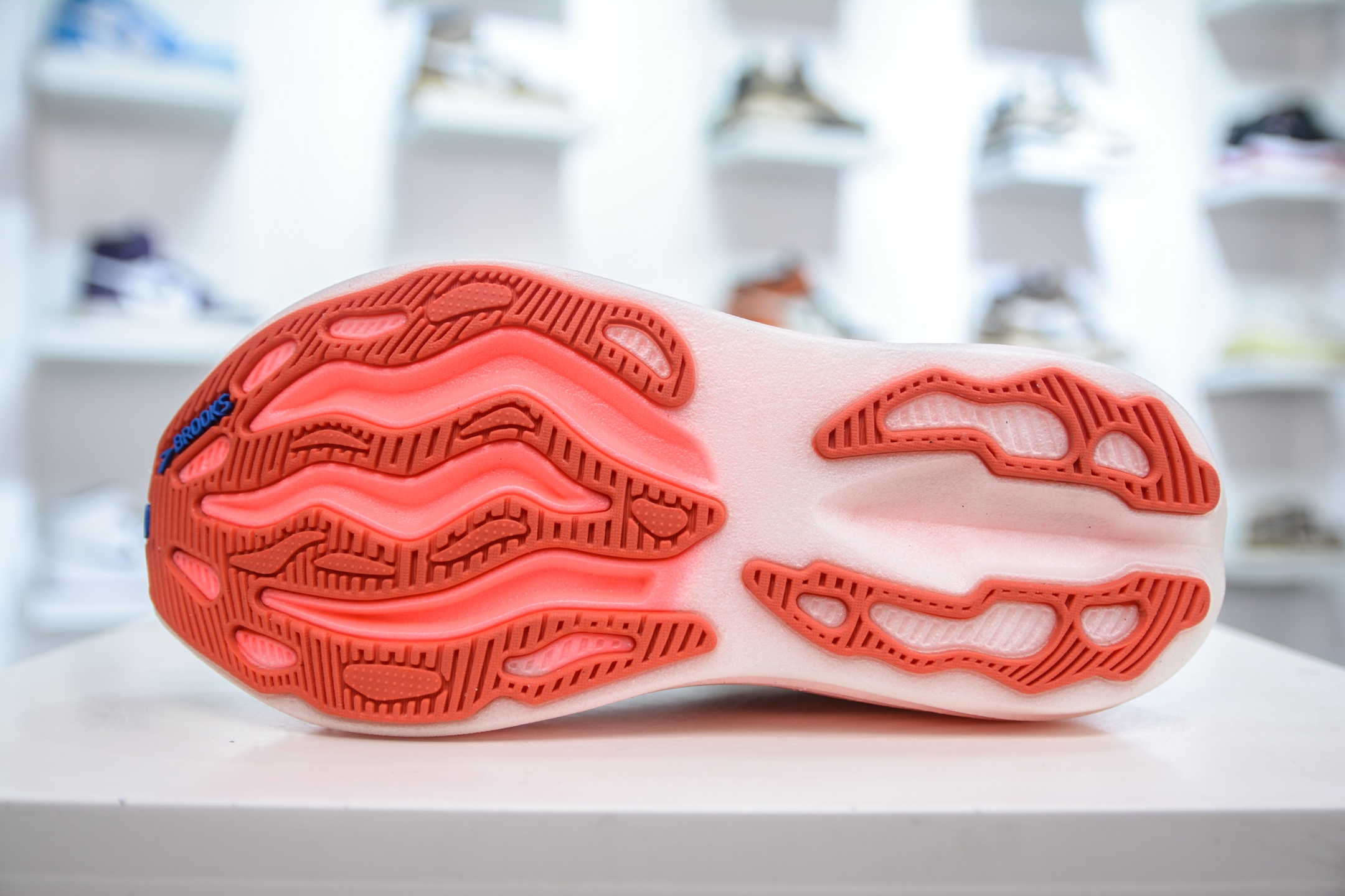 Brooks 布鲁克斯 Glycerin Max 超弹轻盈跑步鞋 120436 1B 118