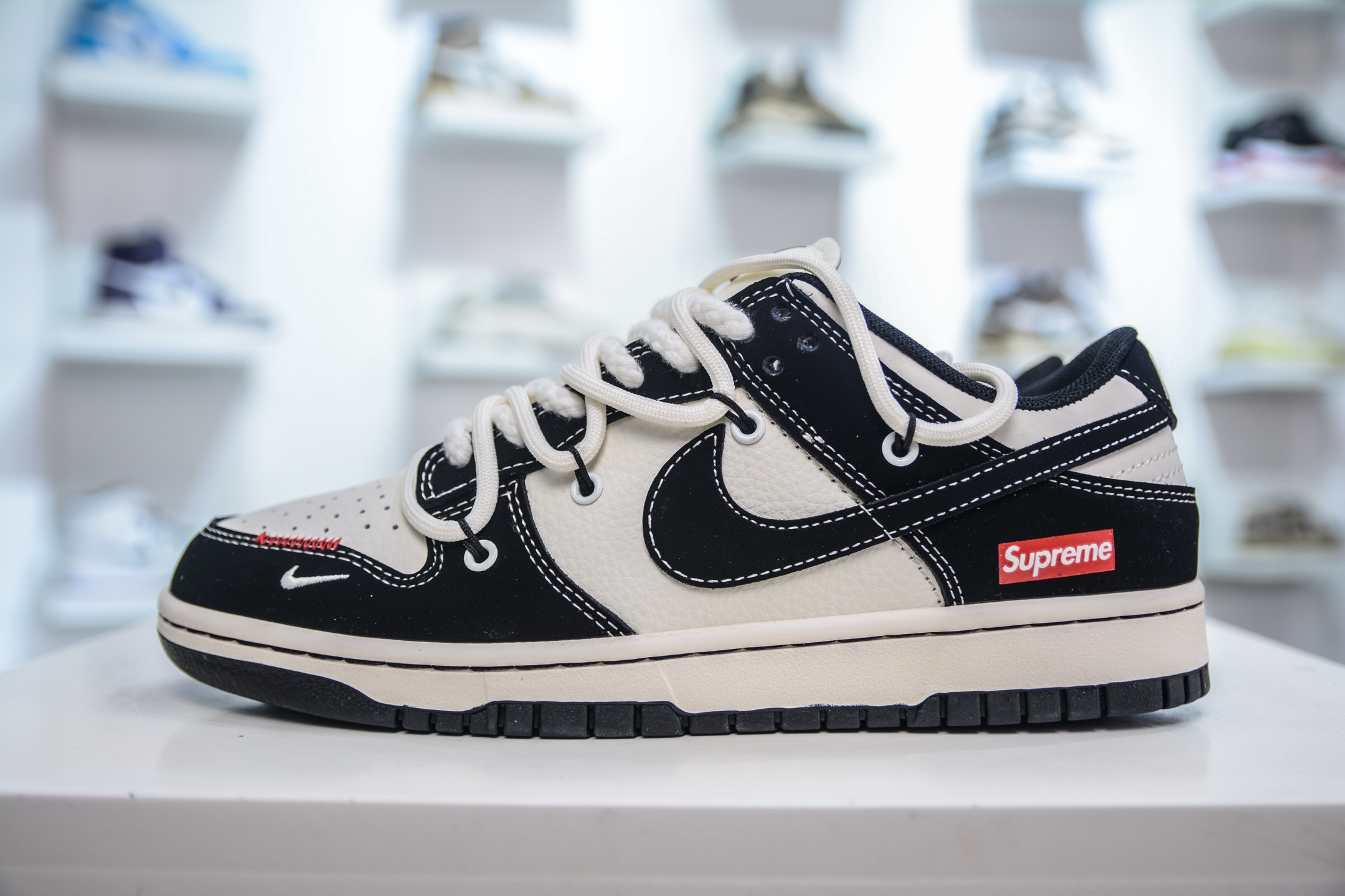 Nike SB Dunk Low x Supreme SUP联名-米黑绑带 YX5066-280