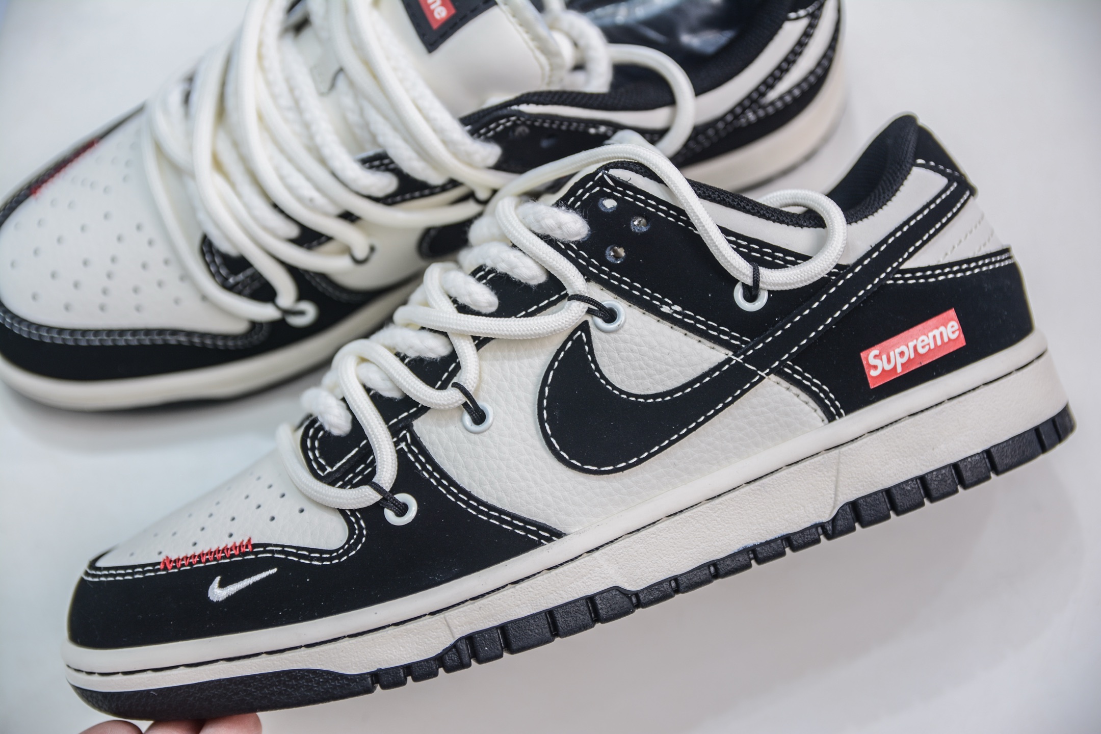 Nike SB Dunk Low x Supreme SUP联名-米黑绑带 YX5066-280