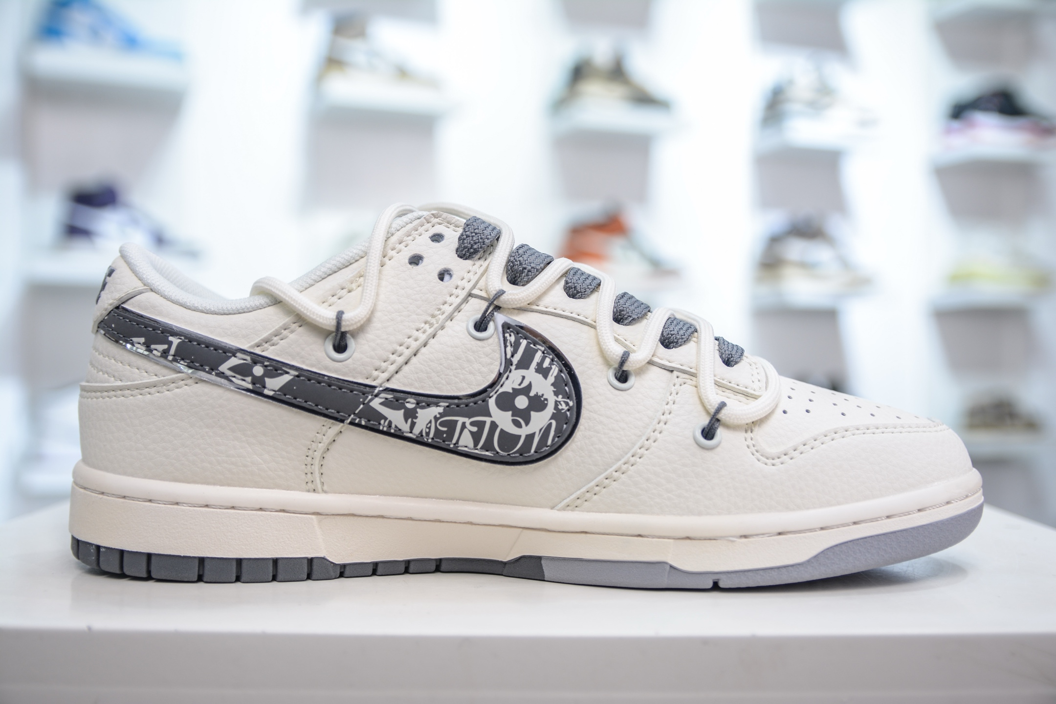 Nike SB Dunk Low x Louis Vuitton LV联名-白灰 DM6868-082