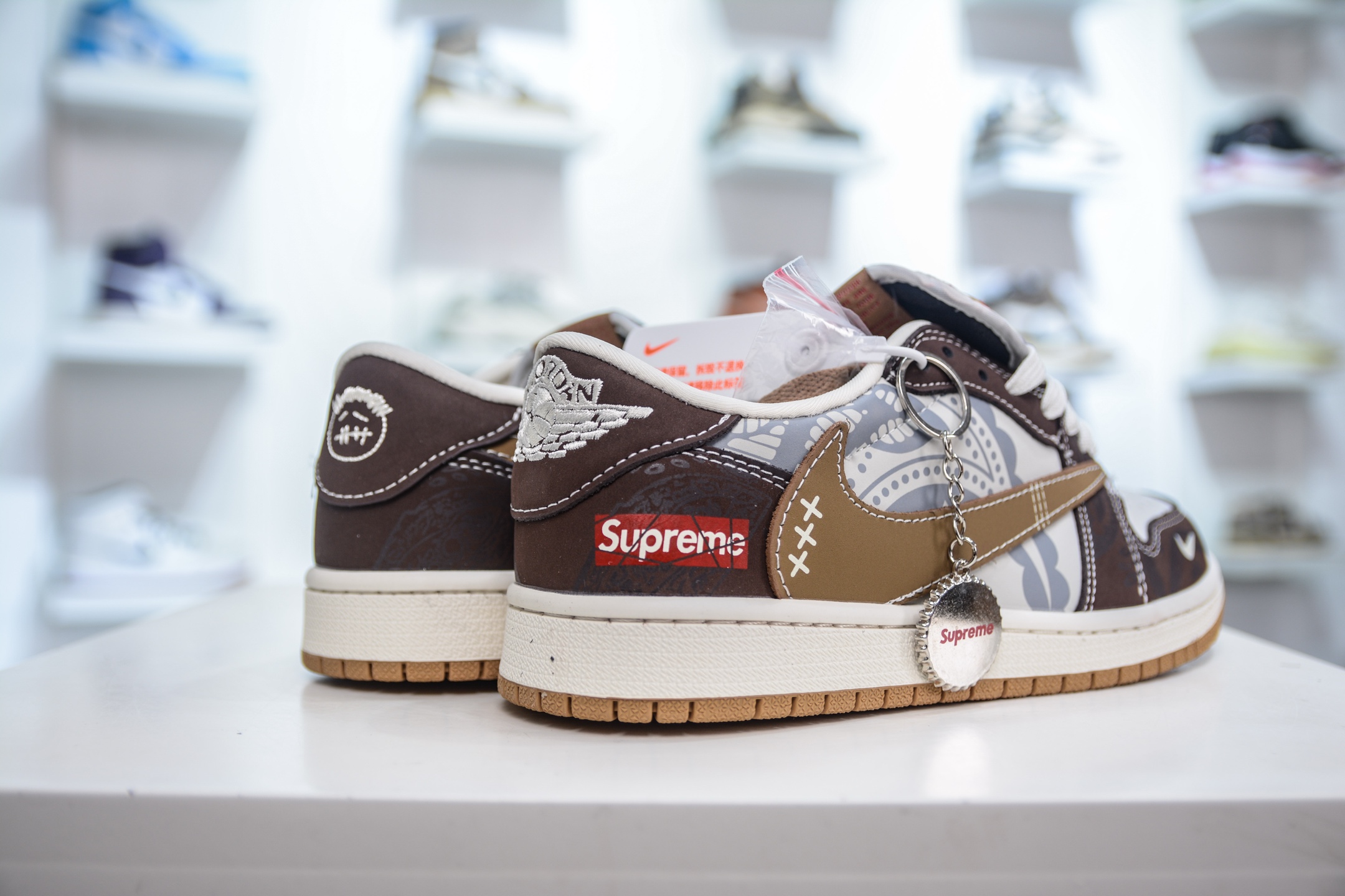 TS x Air Jordan x Supreme AJ1 Low 倒钩低帮联名SUP-棕色涂鸦 XS2024-055