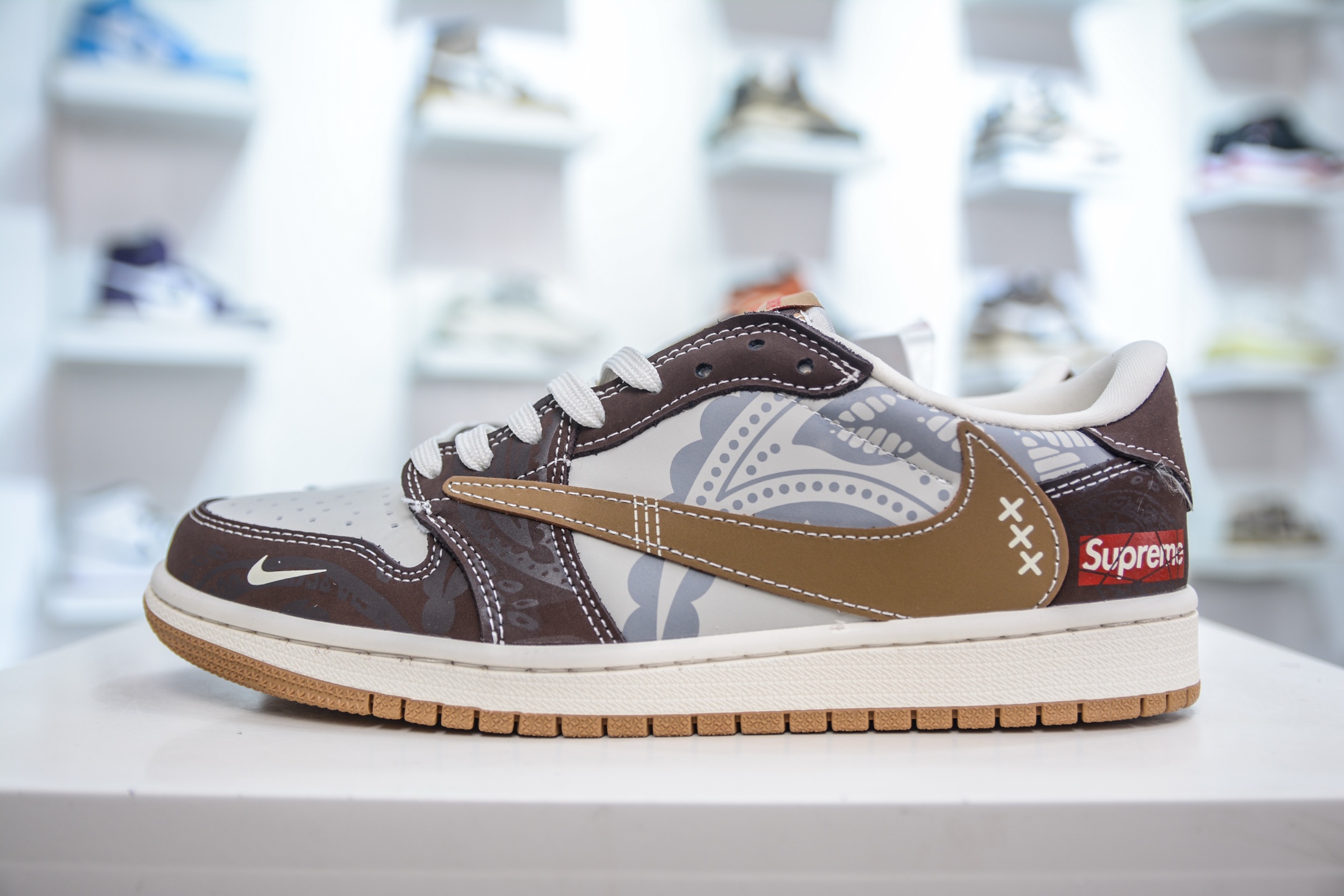 TS x Air Jordan x Supreme AJ1 Low 倒钩低帮联名SUP-棕色涂鸦 XS2024-055