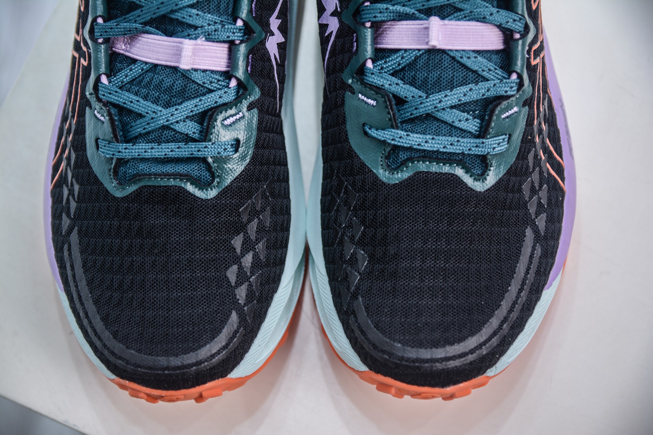 Asics Gel-Trabuco 13 复古亚瑟士透气休闲鞋缓震男子耐磨跑步鞋 1012B768-001