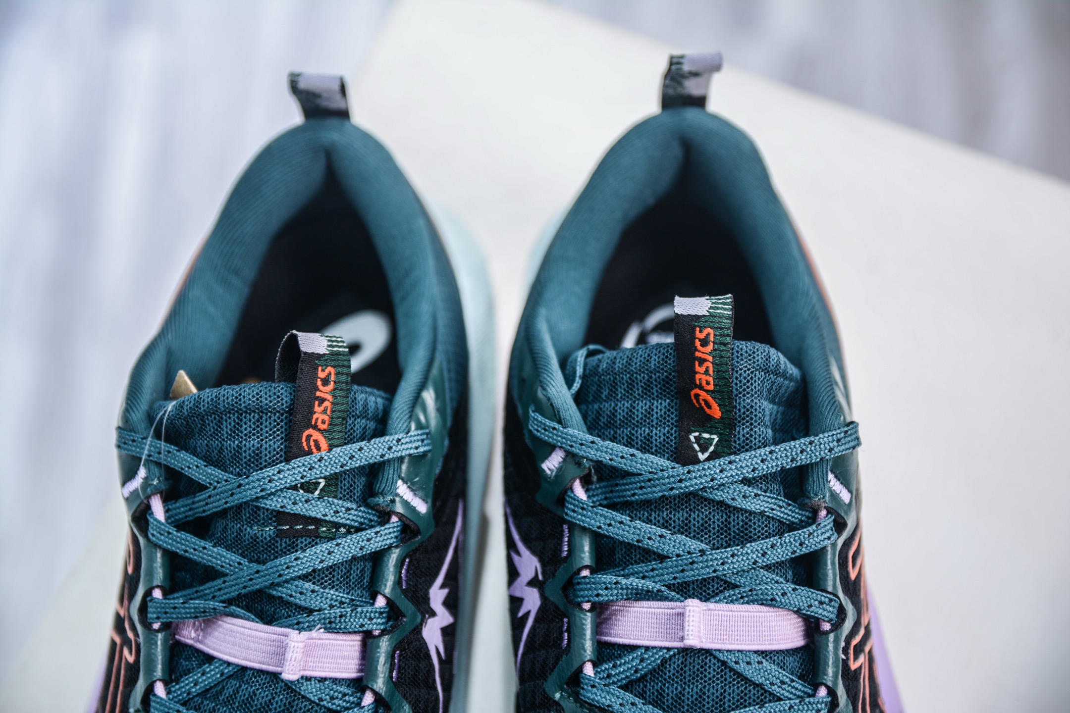 Asics Gel-Trabuco 13 复古亚瑟士透气休闲鞋缓震男子耐磨跑步鞋 1012B768-001