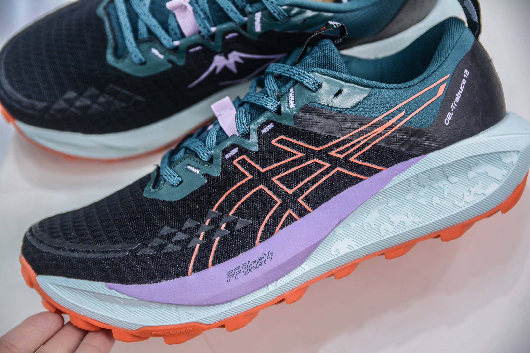 Asics Gel-Trabuco 13 复古亚瑟士透气休闲鞋缓震男子耐磨跑步鞋 1012B768-001