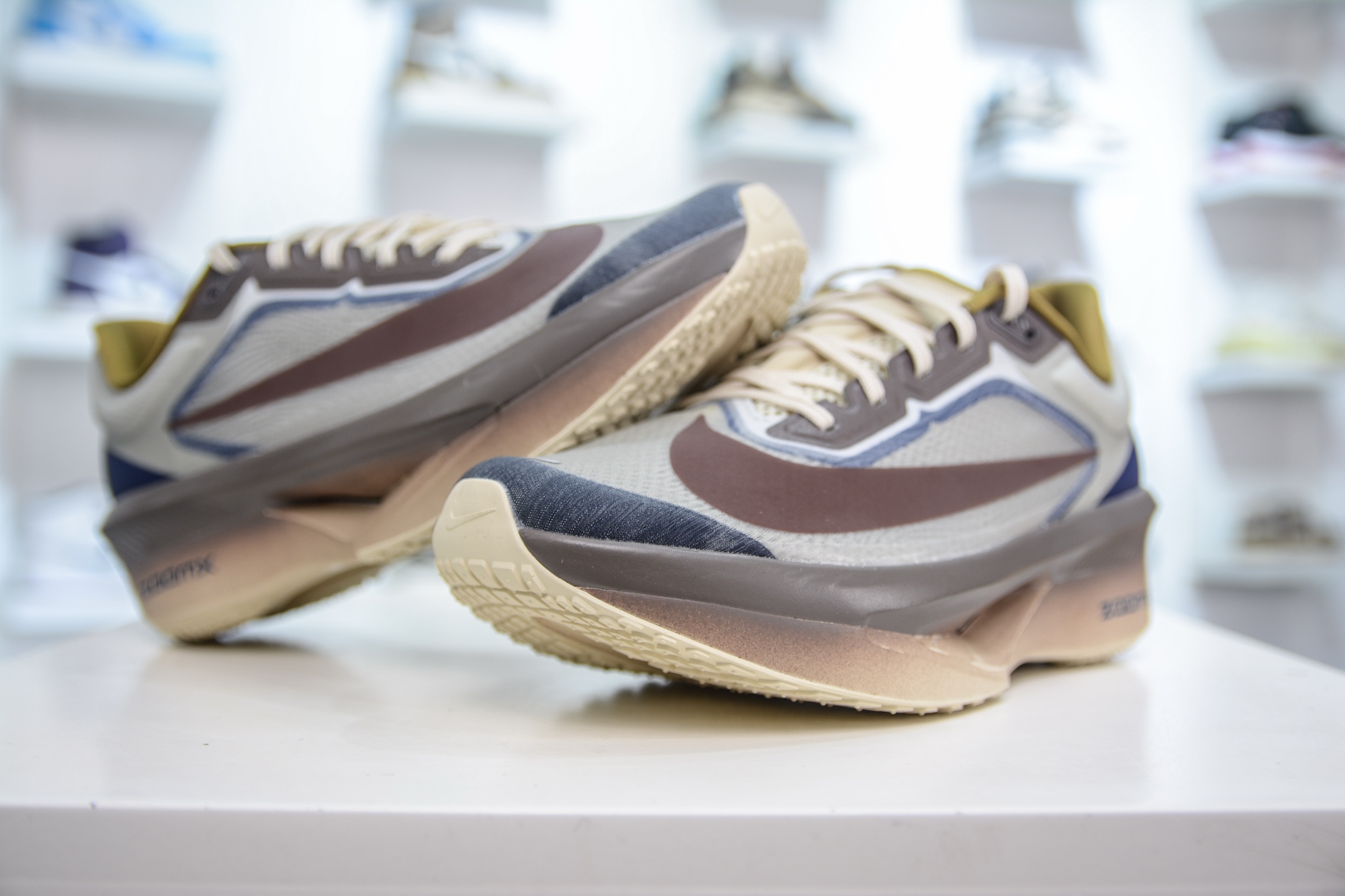 Nike Zoom Fly 6 耐克超弹轻盈跑步鞋 HV4366-072