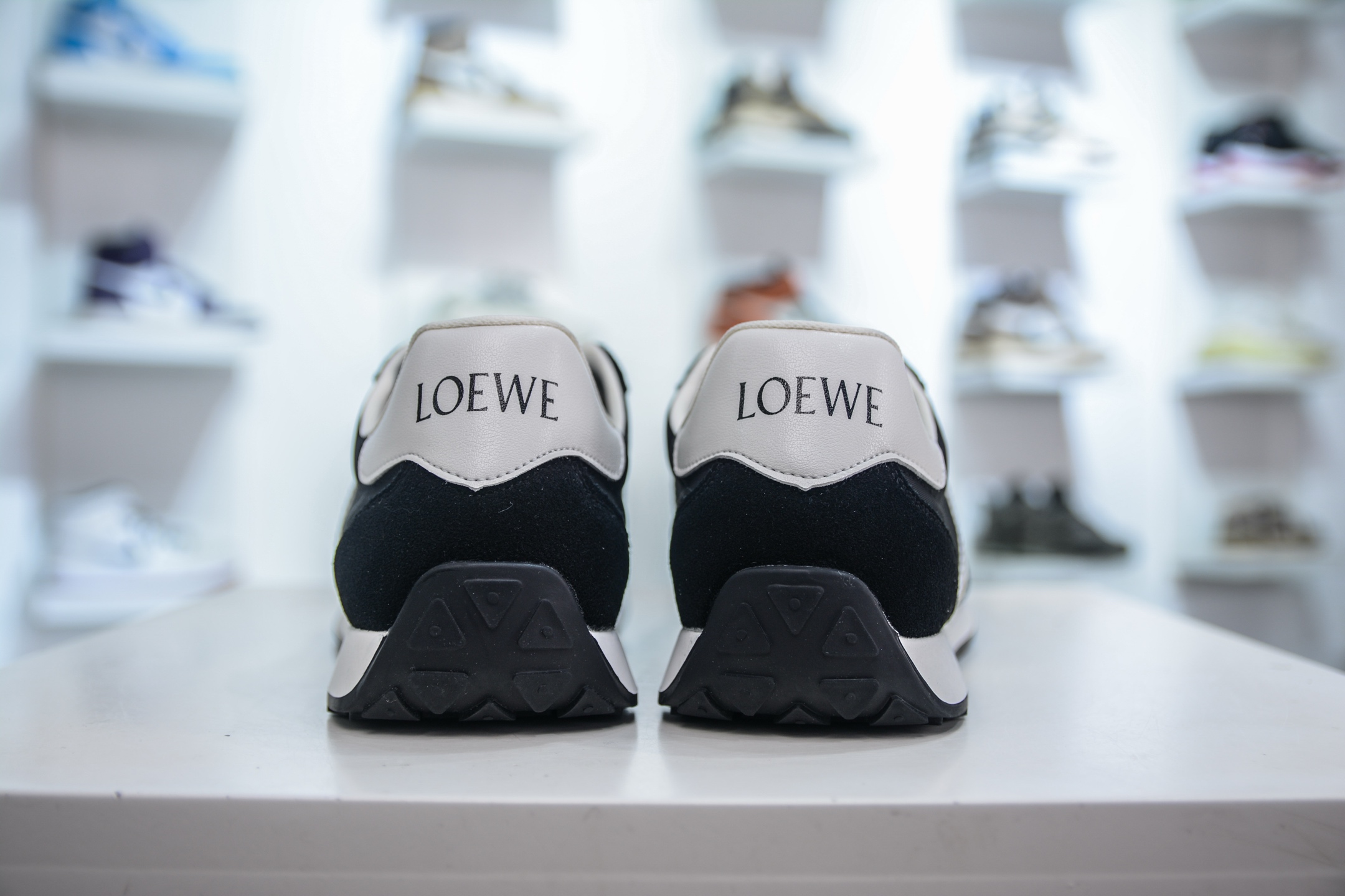 罗意威/Loewe Ballet Runner 25ss春季新款爆款 2.0系列阿甘复古风德训鞋薄底百搭休闲运动鞋