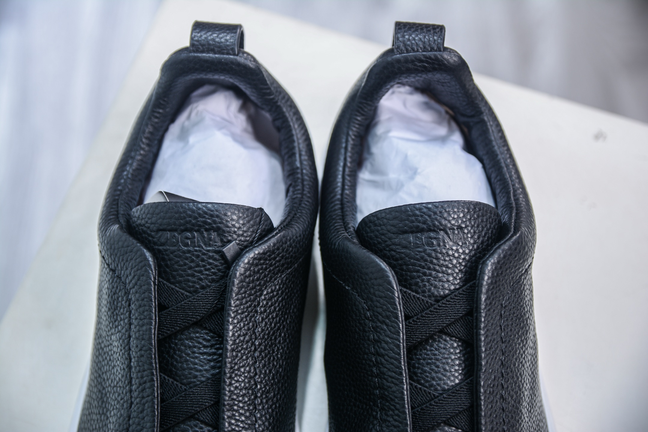 Zegna Triple Stitch 杰尼亚皮革 圆头平底 低帮低帮运动鞋 摔