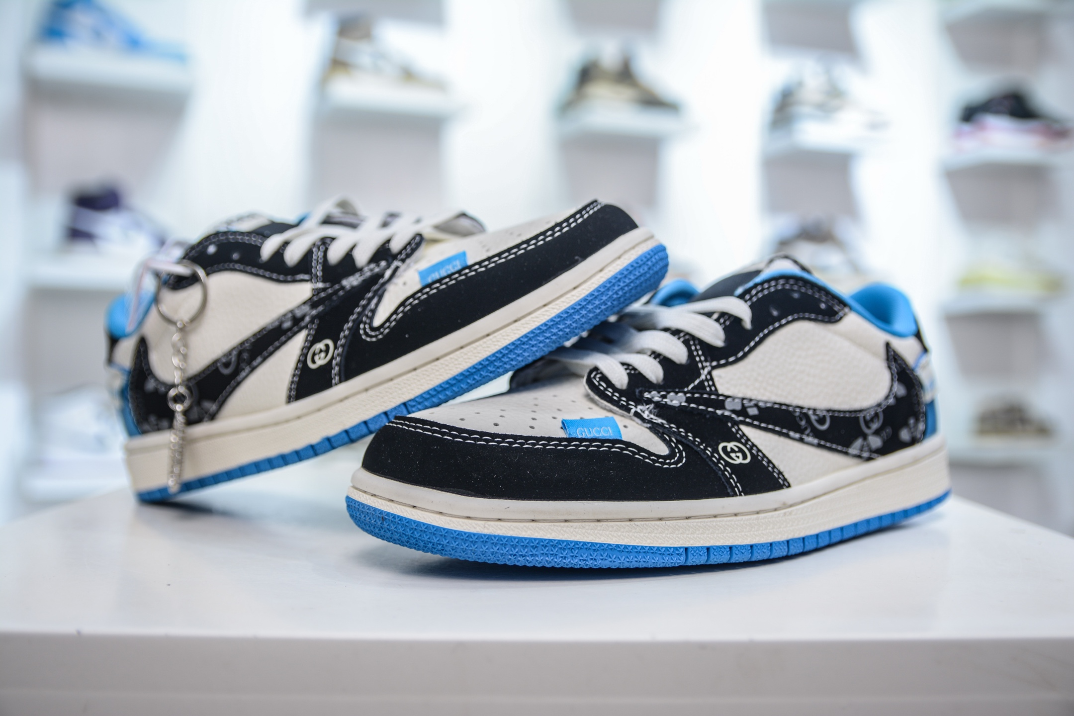 TS x Air Jordan x GUCCI AJ1 Low 倒钩低帮联名古驰-白黑蓝 XS2024-037