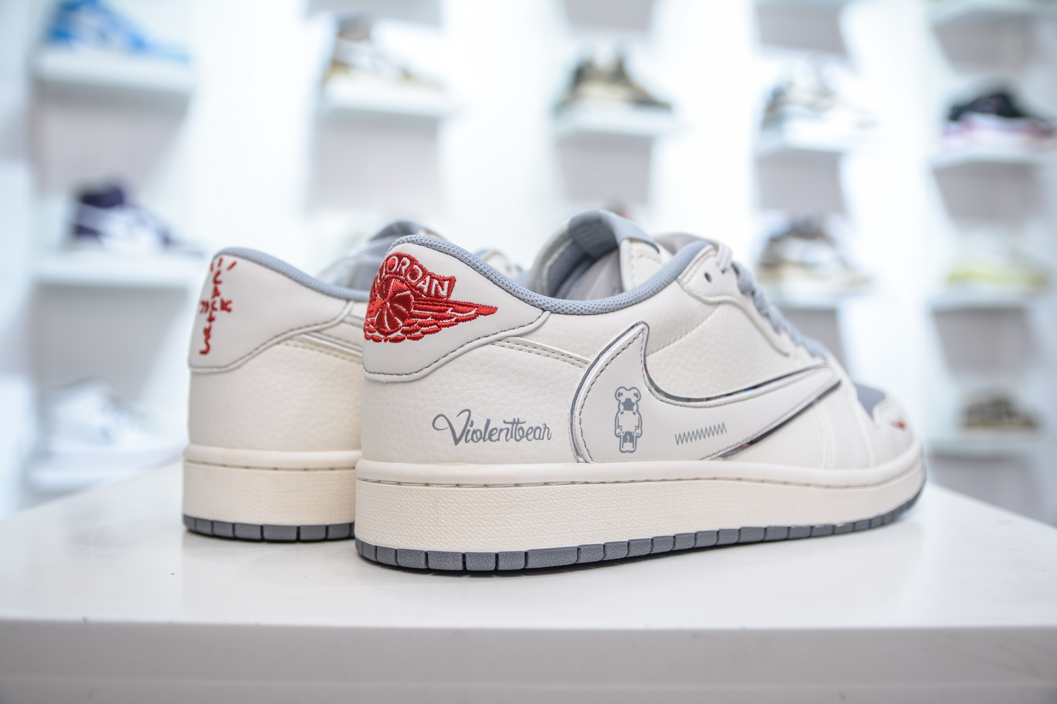 TS x Air Jordan 1 Retro Low x 暴力熊联名-卡通白灰 XS7089-527
