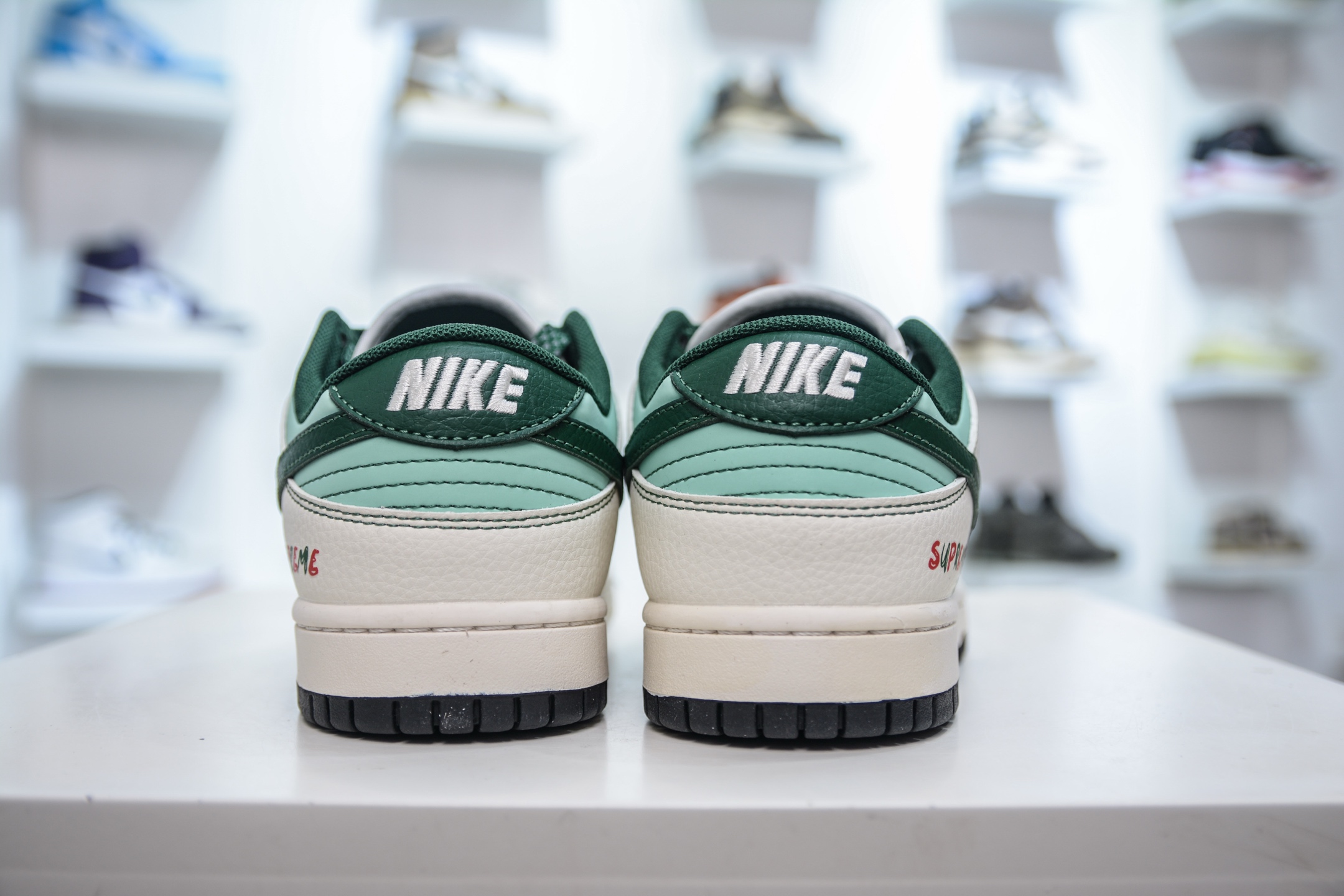 Nike SB Dunk Low x Supreme SUP联名-米白绿勾 FC1688-222