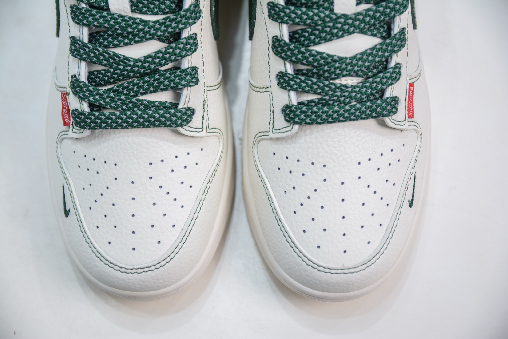 Nike SB Dunk Low x Supreme SUP联名-米白绿勾 FC1688-222