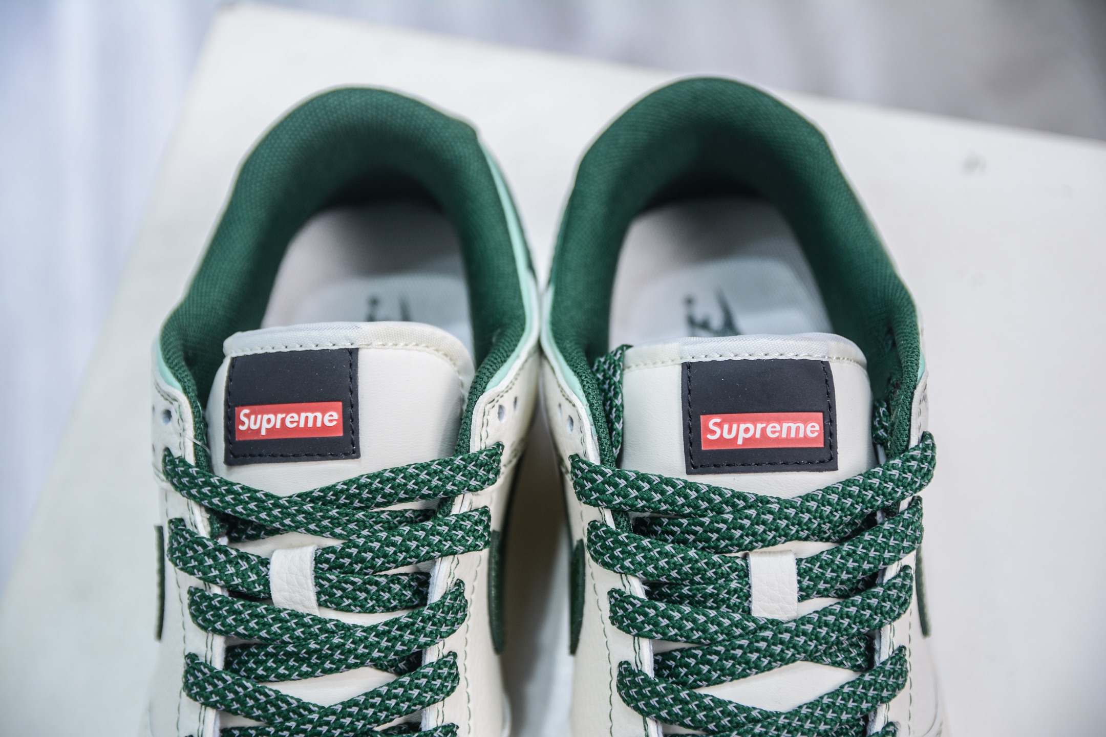 Nike SB Dunk Low x Supreme SUP联名-米白绿勾 FC1688-222