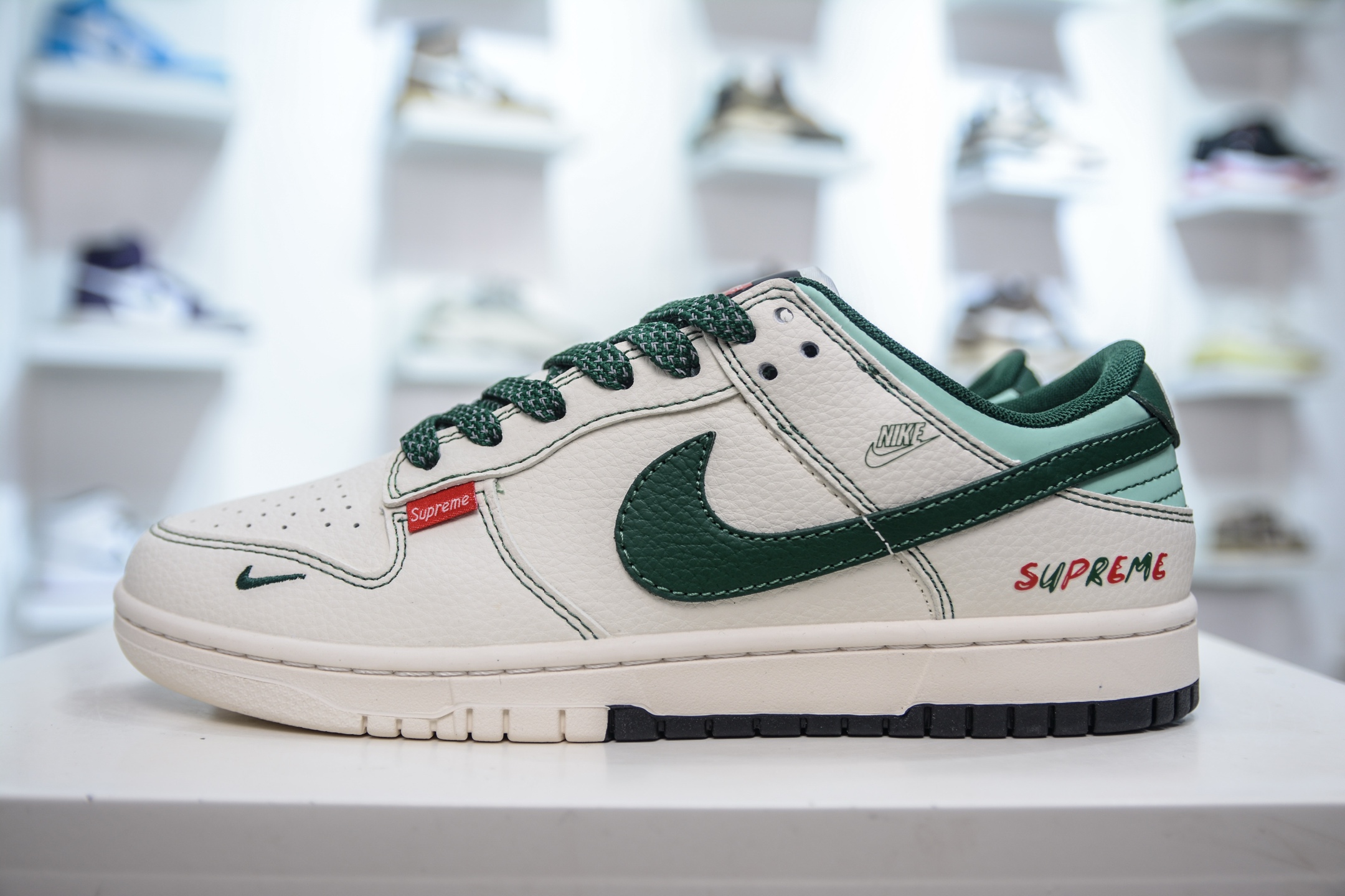 Nike SB Dunk Low x Supreme SUP联名-米白绿勾 FC1688-222