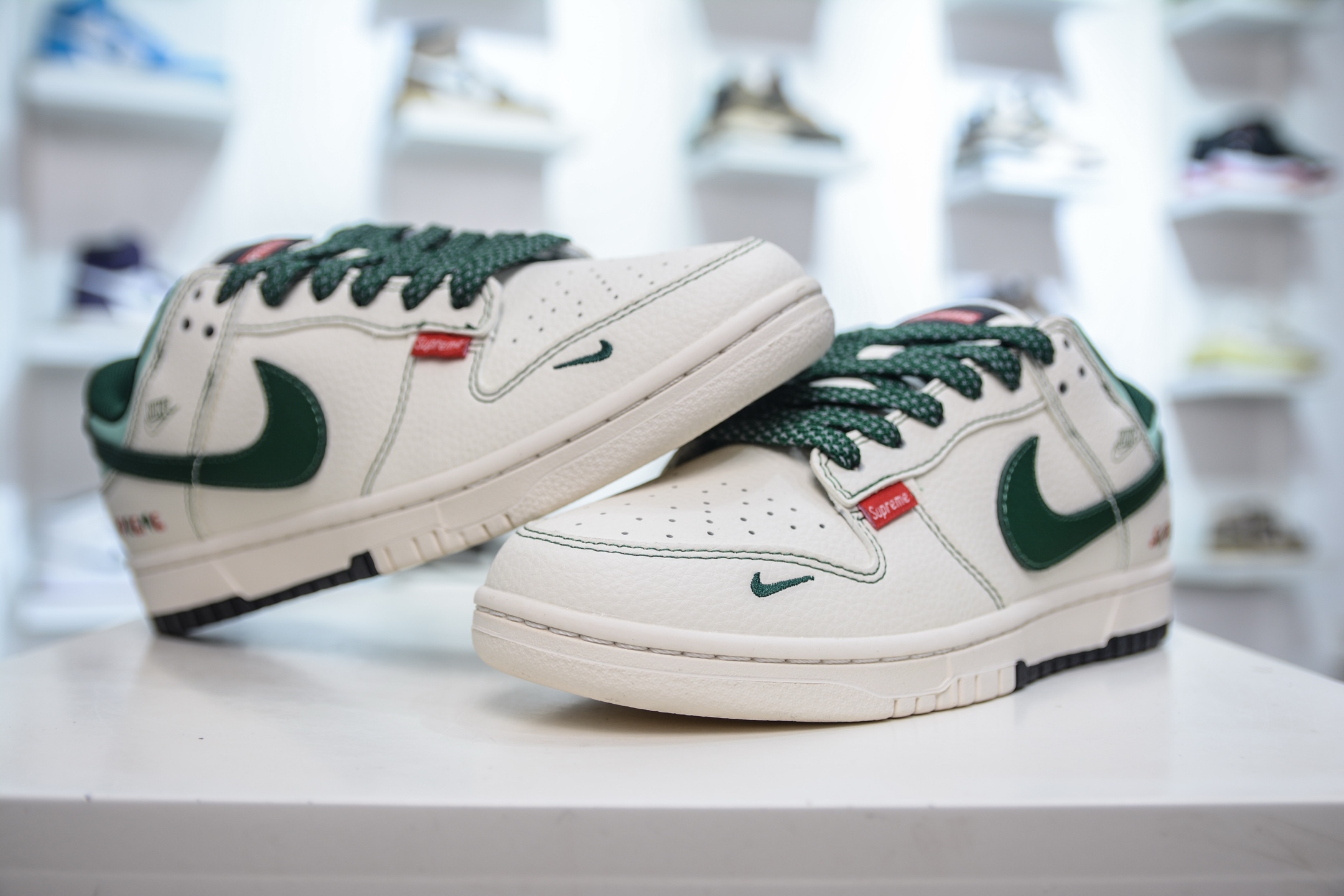 Nike SB Dunk Low x Supreme SUP联名-米白绿勾 FC1688-222