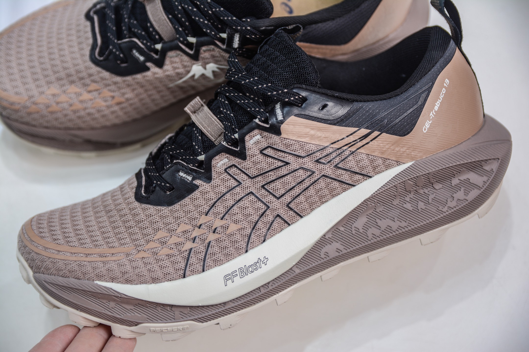 Asics Gel-Trabuco 13 复古亚瑟士透气休闲鞋缓震男子耐磨跑步鞋 1011B973-020