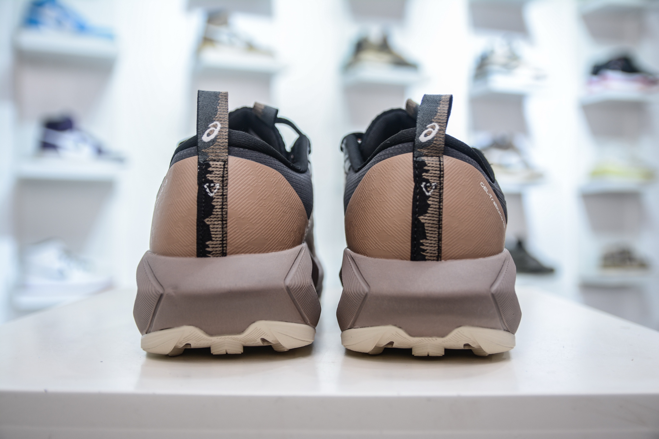 Asics Gel-Trabuco 13 复古亚瑟士透气休闲鞋缓震男子耐磨跑步鞋 1011B973-020