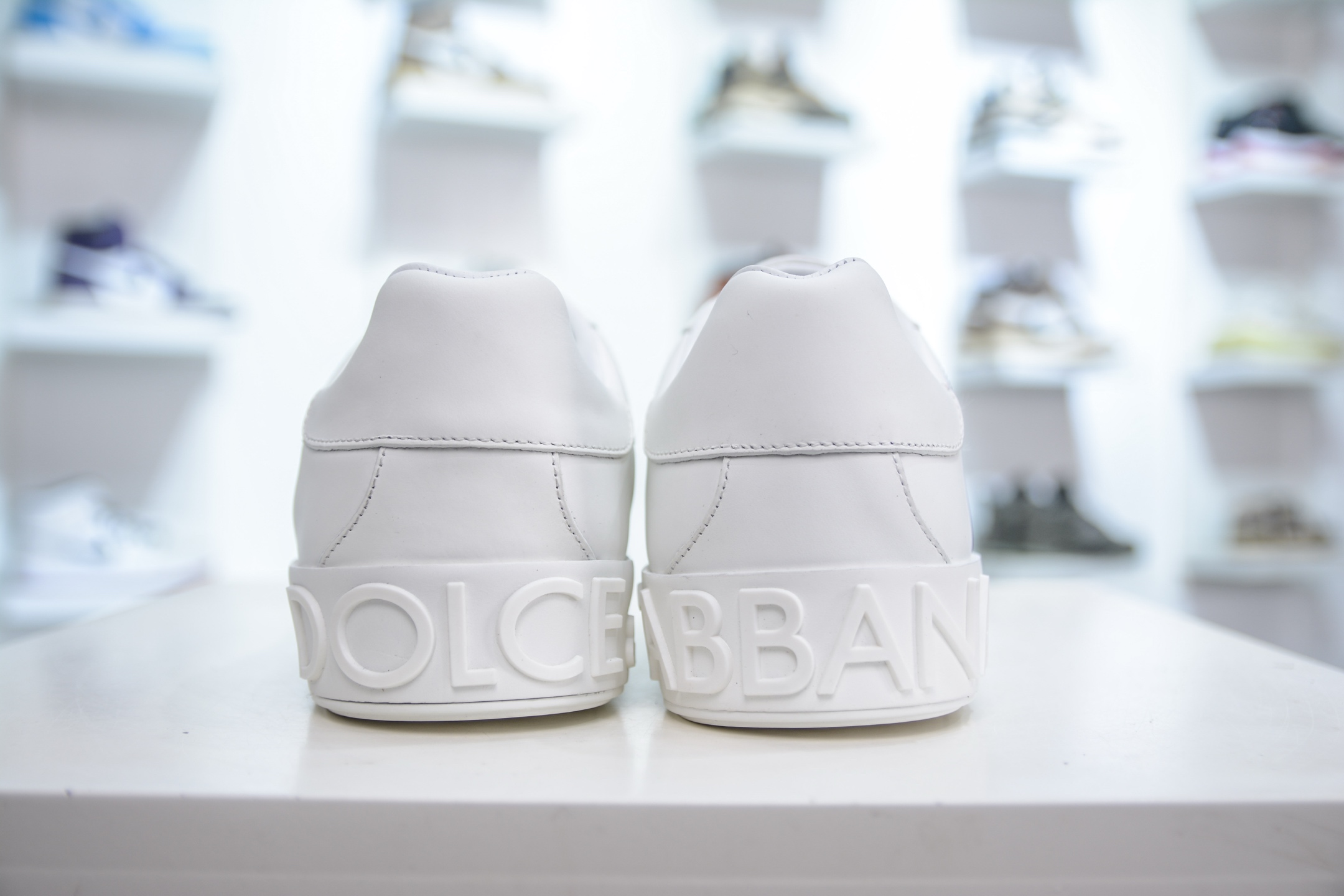 东莞纯原 Dolce&Gabbana小白鞋运动鞋采用意大利定制小牛皮