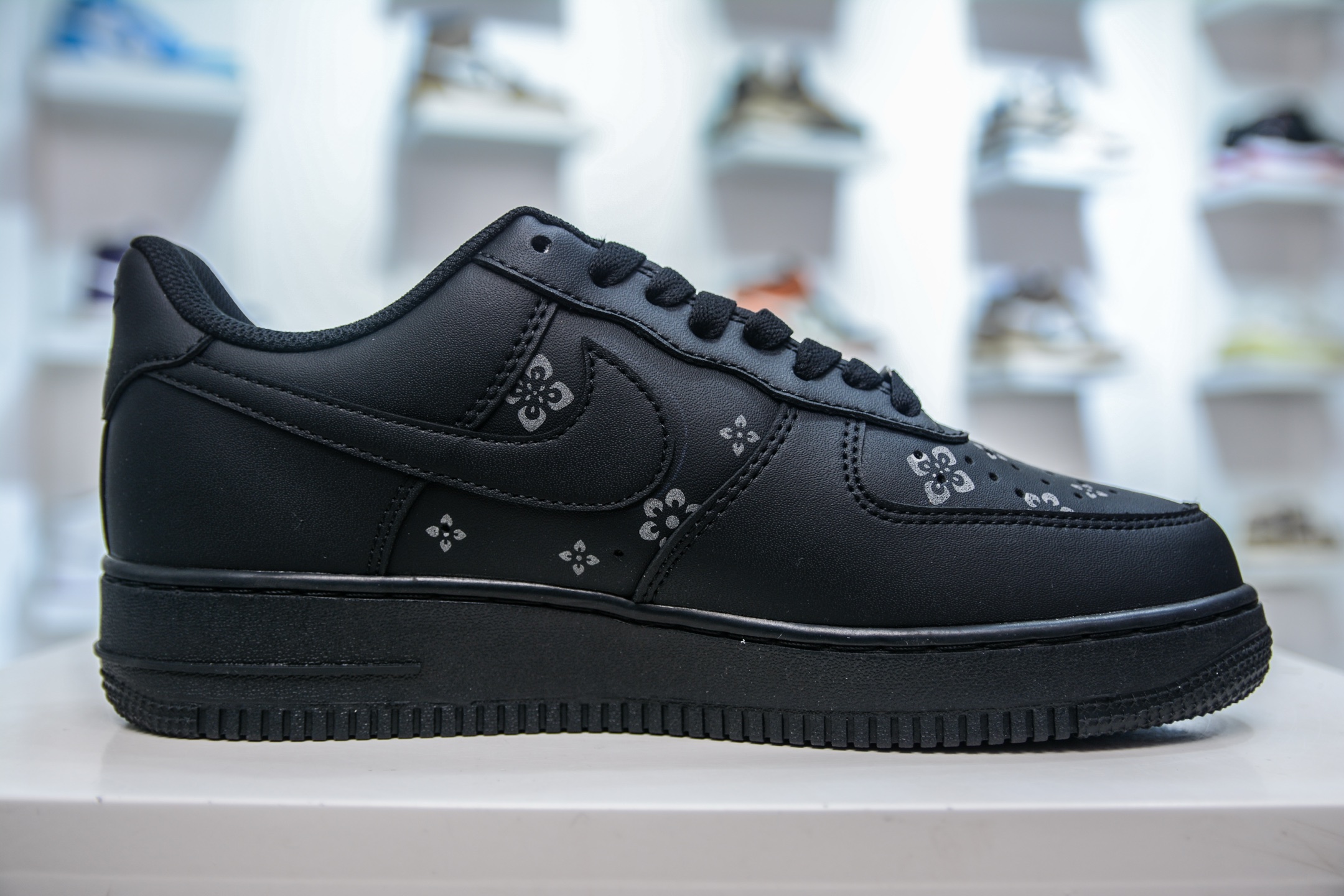 PB版 NK Air Force 1′07 Low 空军一号低帮百搭休闲运动板鞋 黑武士印花 315122-101