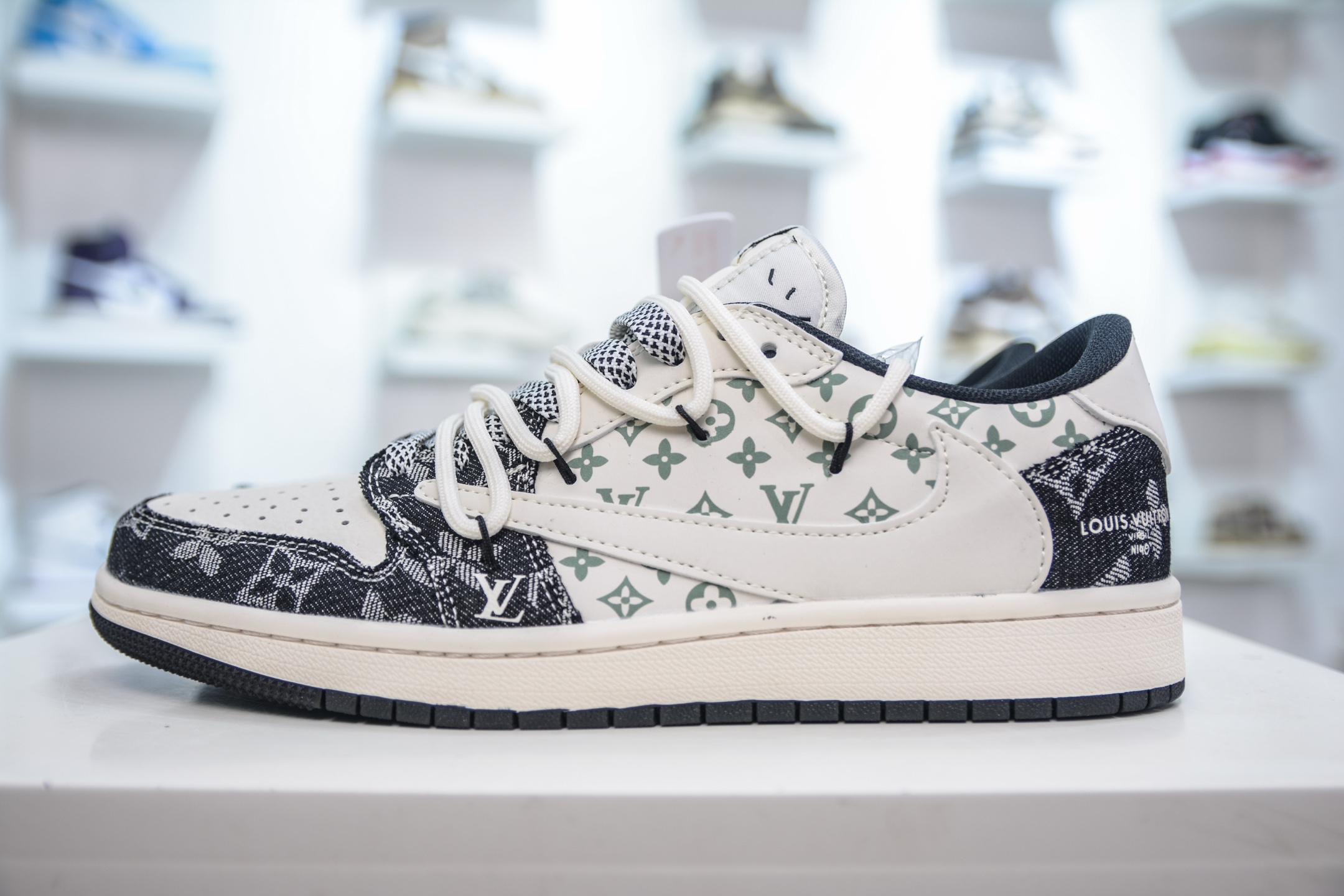 TS x Air Jordan x Stussy x Louis Vuitton AJ1 Low 倒钩低帮LV 联名-白黑牛仔抽绳 YX5066-323