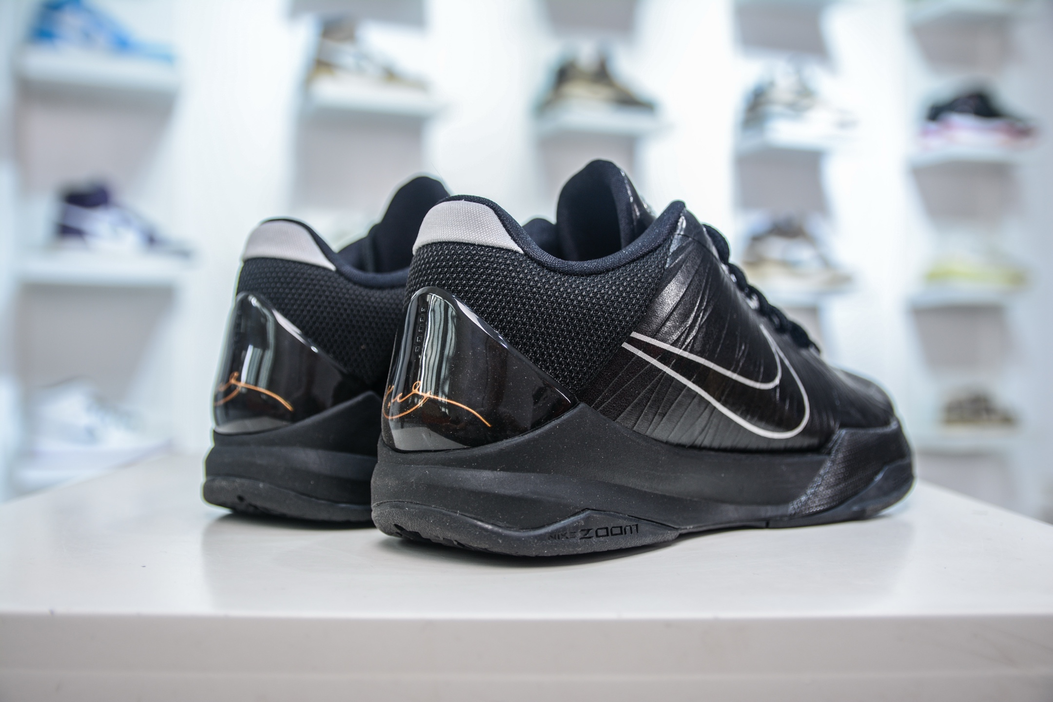 380 TOP纯原 NK Zoom Kobe 5 黑武士 Zoom Turbo气垫后掌EVA缓震 实战配置直接拉满 386430-003