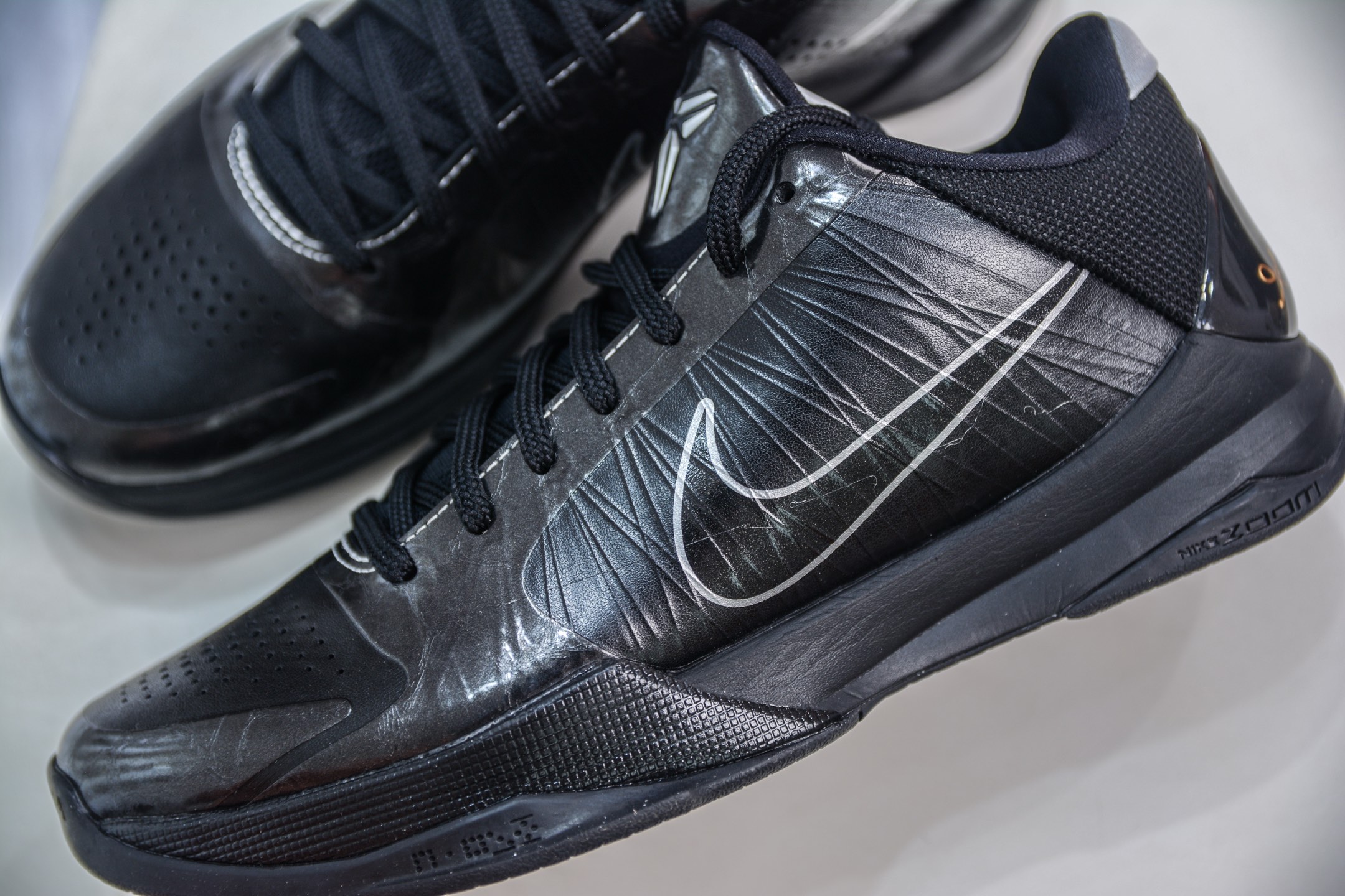 380 TOP纯原 NK Zoom Kobe 5 黑武士 Zoom Turbo气垫后掌EVA缓震 实战配置直接拉满 386430-003