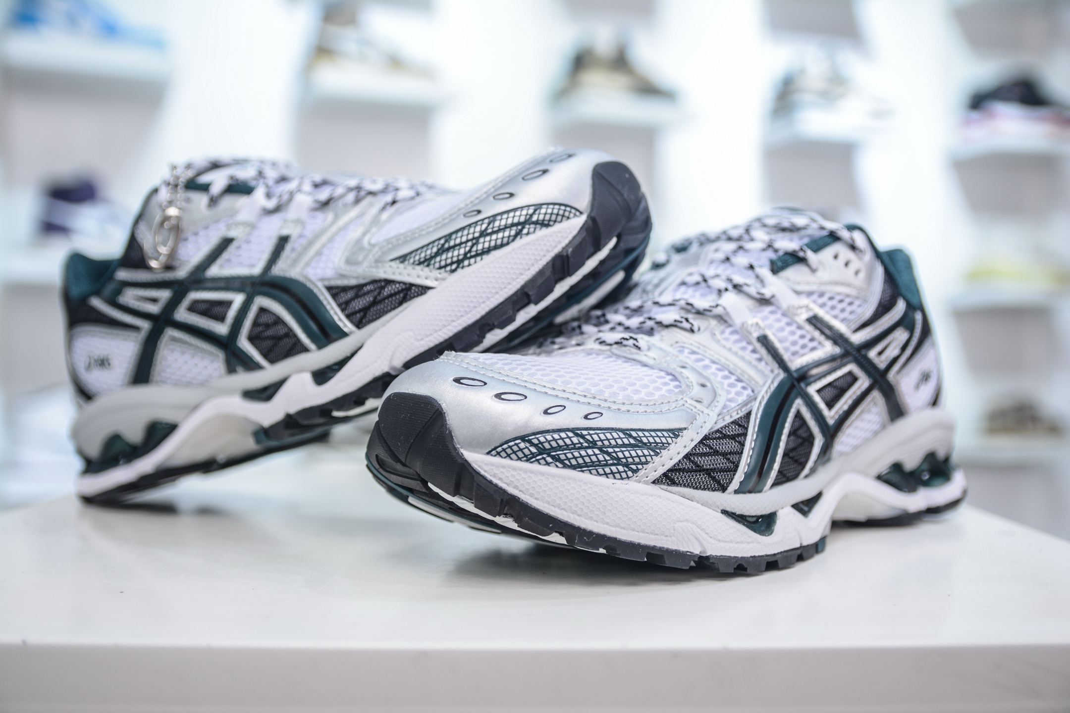 210 Asics GEL-Kahana NIMBUS 10.1 耐磨透气低帮休闲鞋 1203A543-103