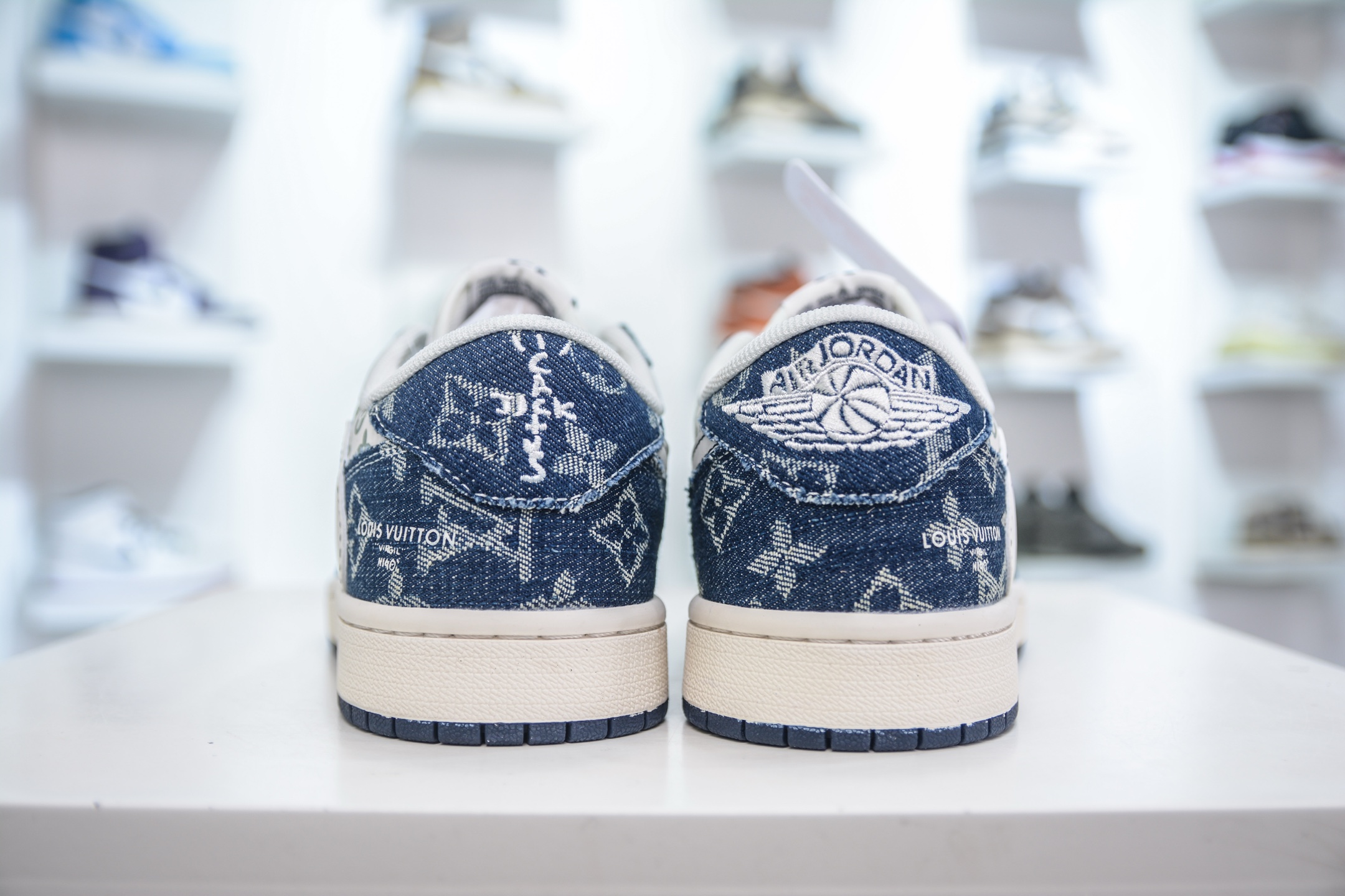 270 TS x Air Jordan x Louis Vuitton AJ1 Low 倒钩低帮LV联名-白蓝牛仔布 YX5066-326