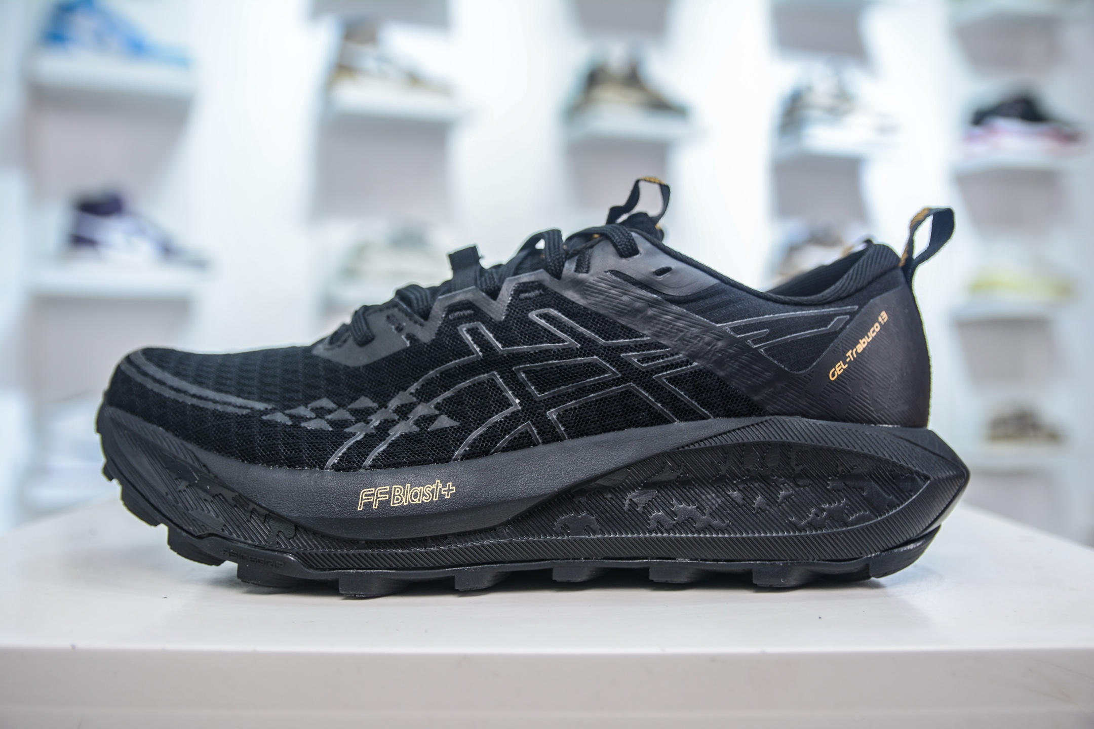 200 Asics Gel-Trabuco 13 复古亚瑟士透气休闲鞋缓震男子耐磨跑步鞋 1011B973-001