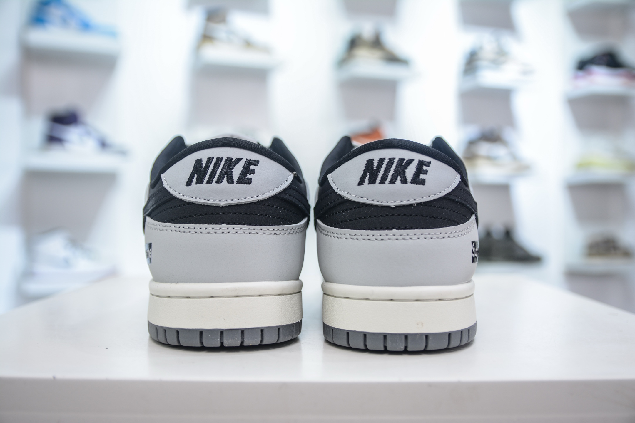 260 Nike SB Dunk Low x Supreme SUP联名-灰黑 XY2026-151